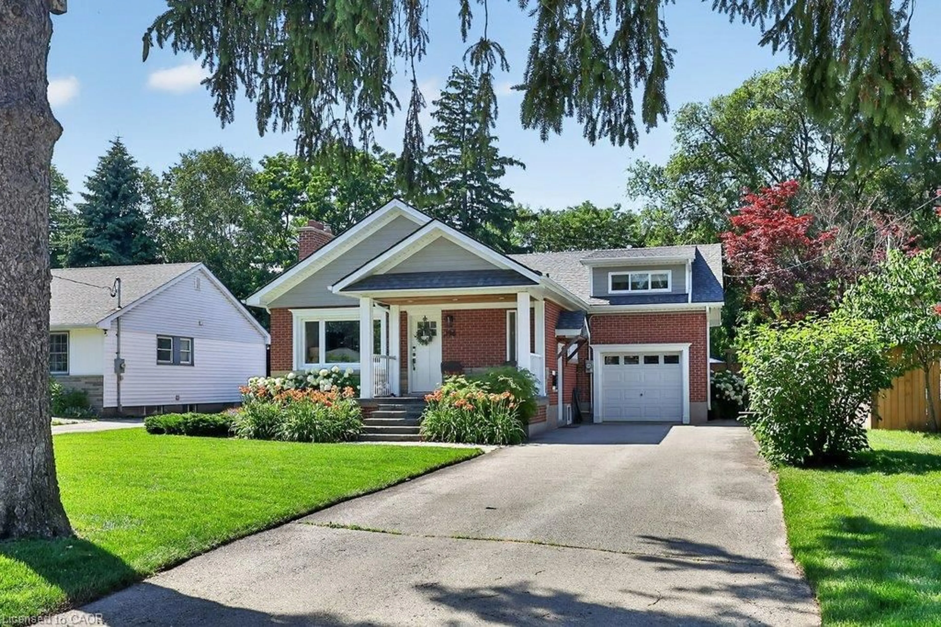 Home with brick exterior material, street for 396 Pepper Dr, Burlington Ontario L7R 3C9