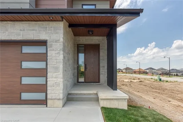 92 Craddock Blvd, Jarvis 3