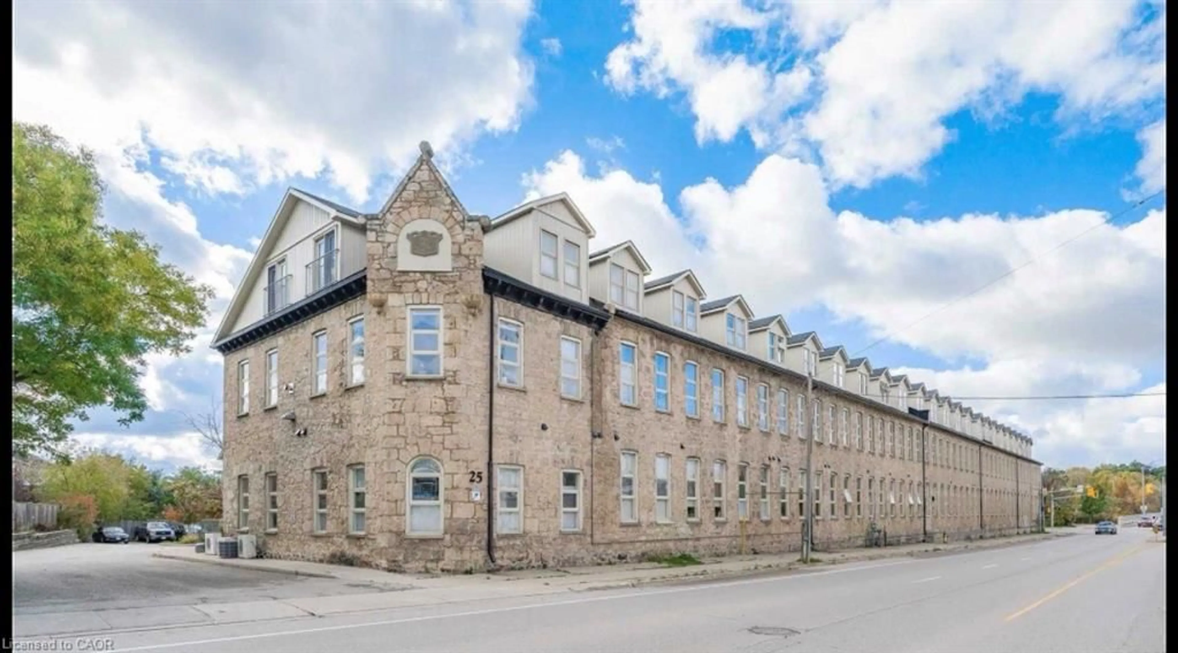 Unknown for 25 Concession St #110, Cambridge Ontario N1R 2G6