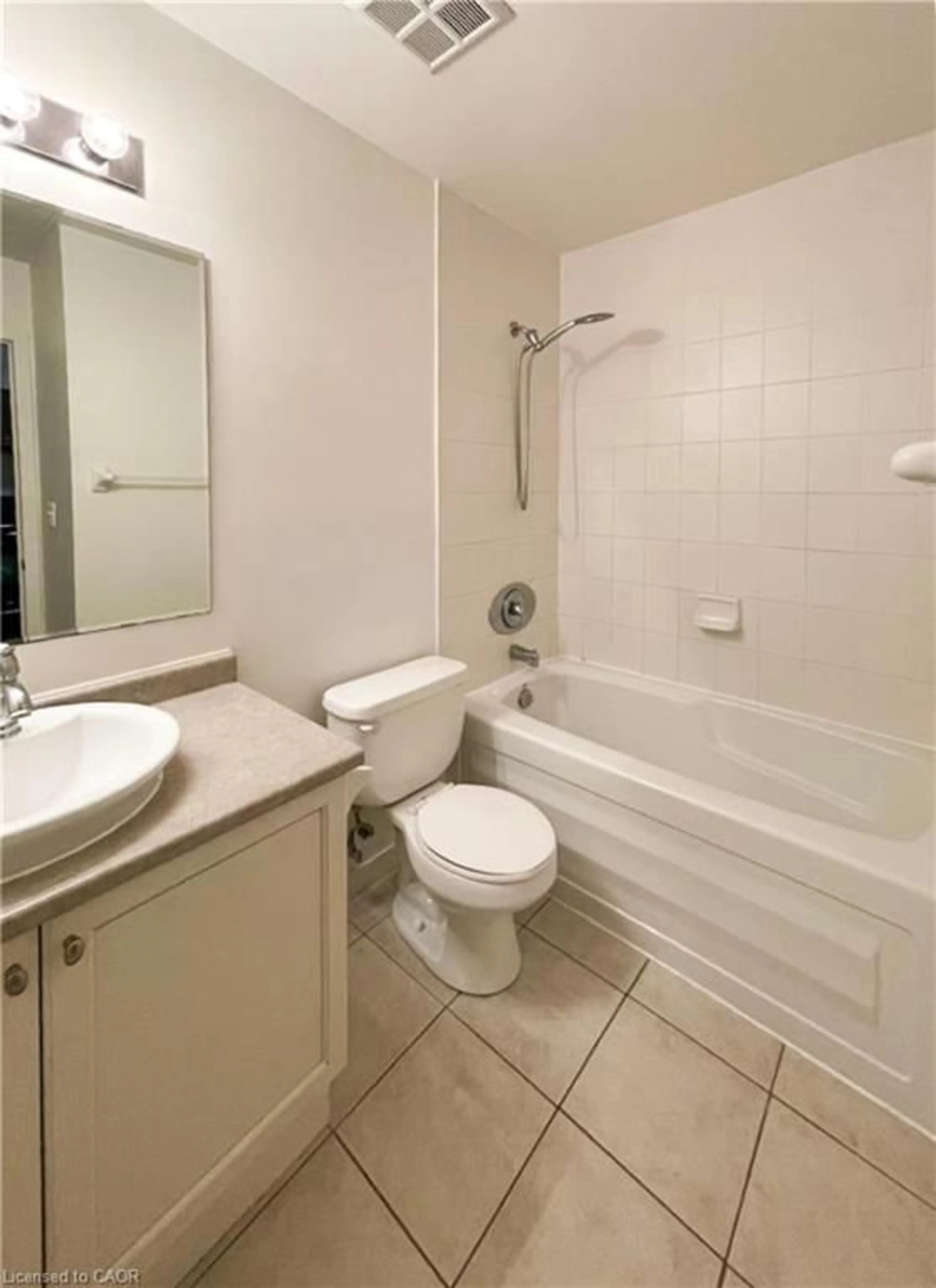 Standard bathroom, unknown for 404 King St #405, Kitchener Ontario N2G 2L5
