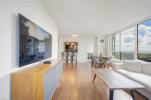 55 Elm Dr #2204, Mississauga 5