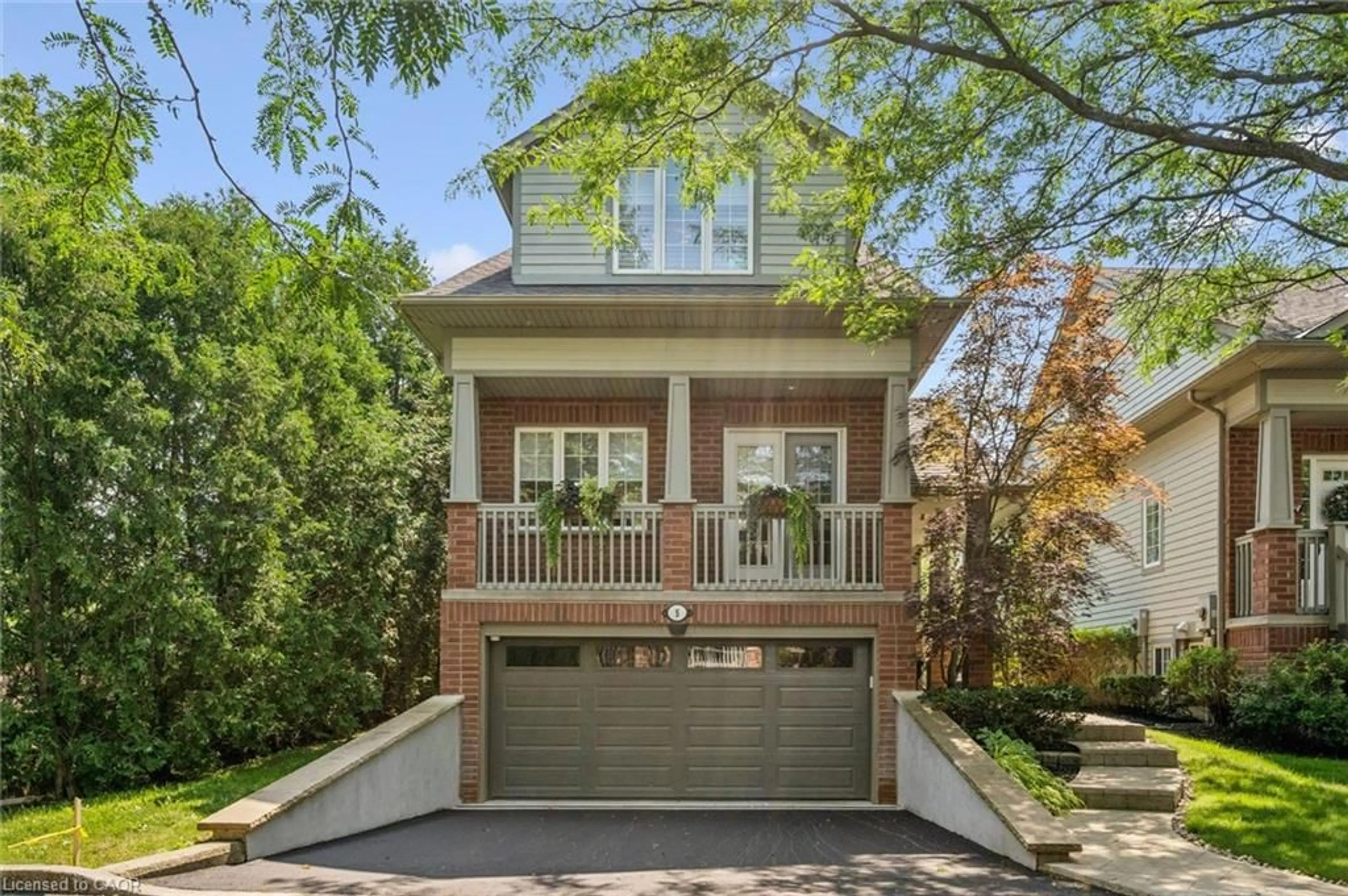 Home with brick exterior material, street for 263 Plains Rd #5, Burlington Ontario L7T 1G1