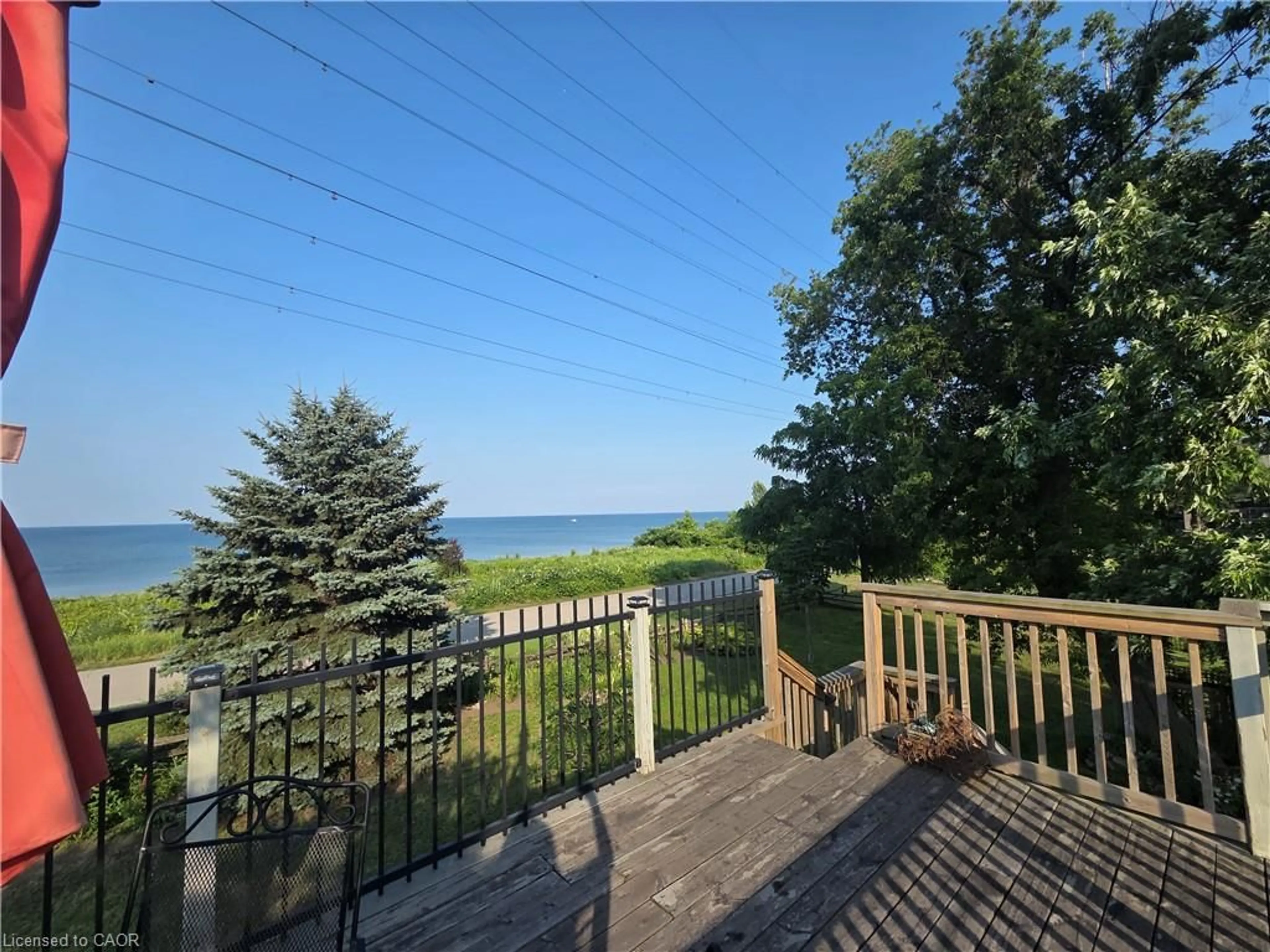 Patio, water/lake/river/ocean view for Blvd, Hamilton Ontario L8H 6Z5
