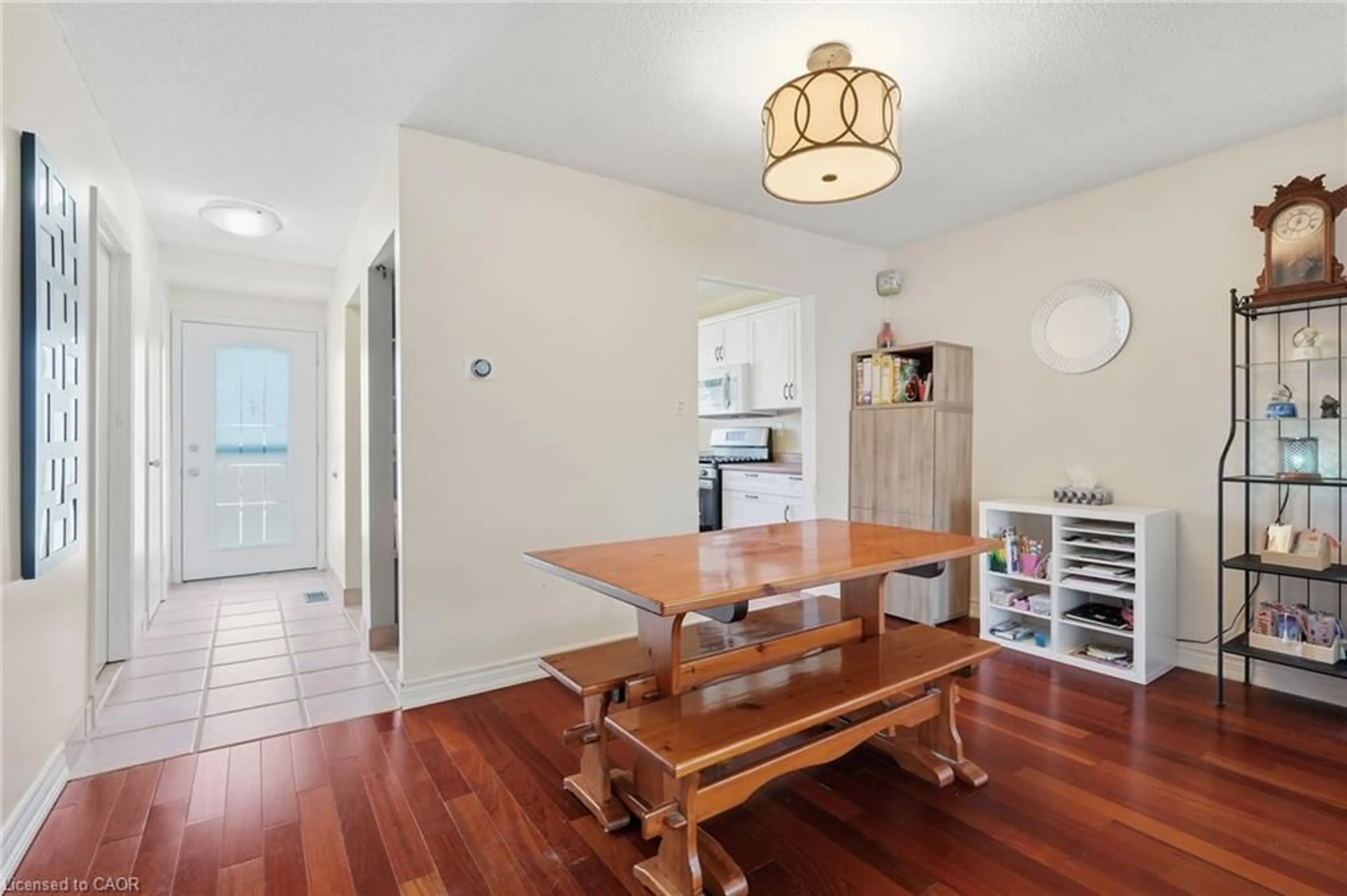 Dining room, wood/laminate floor for Dr, Hamilton Ontario L9C 5N6