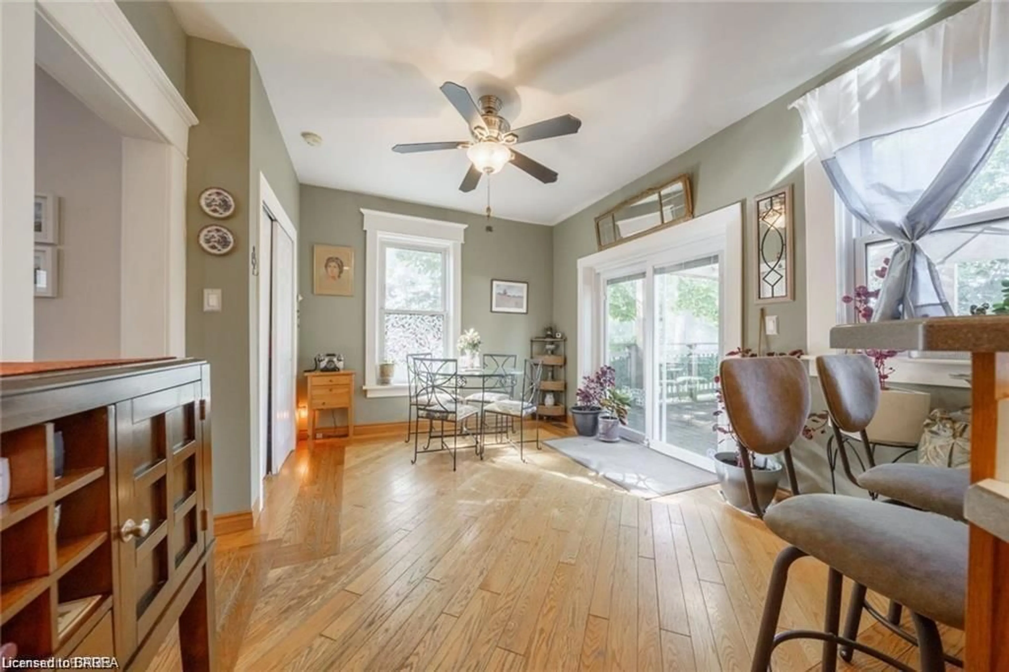 Living room with furniture, unknown for St, Simcoe Ontario N3Y 3V5