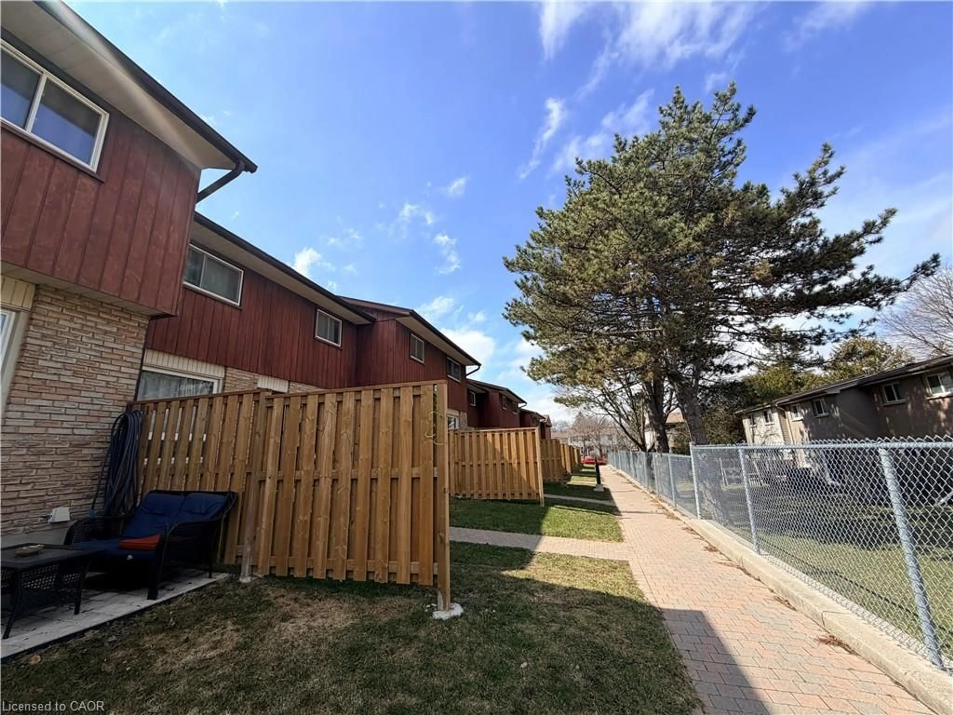 Unknown for 249 Cedarbrae Ave #1, Waterloo Ontario N2L 4S8