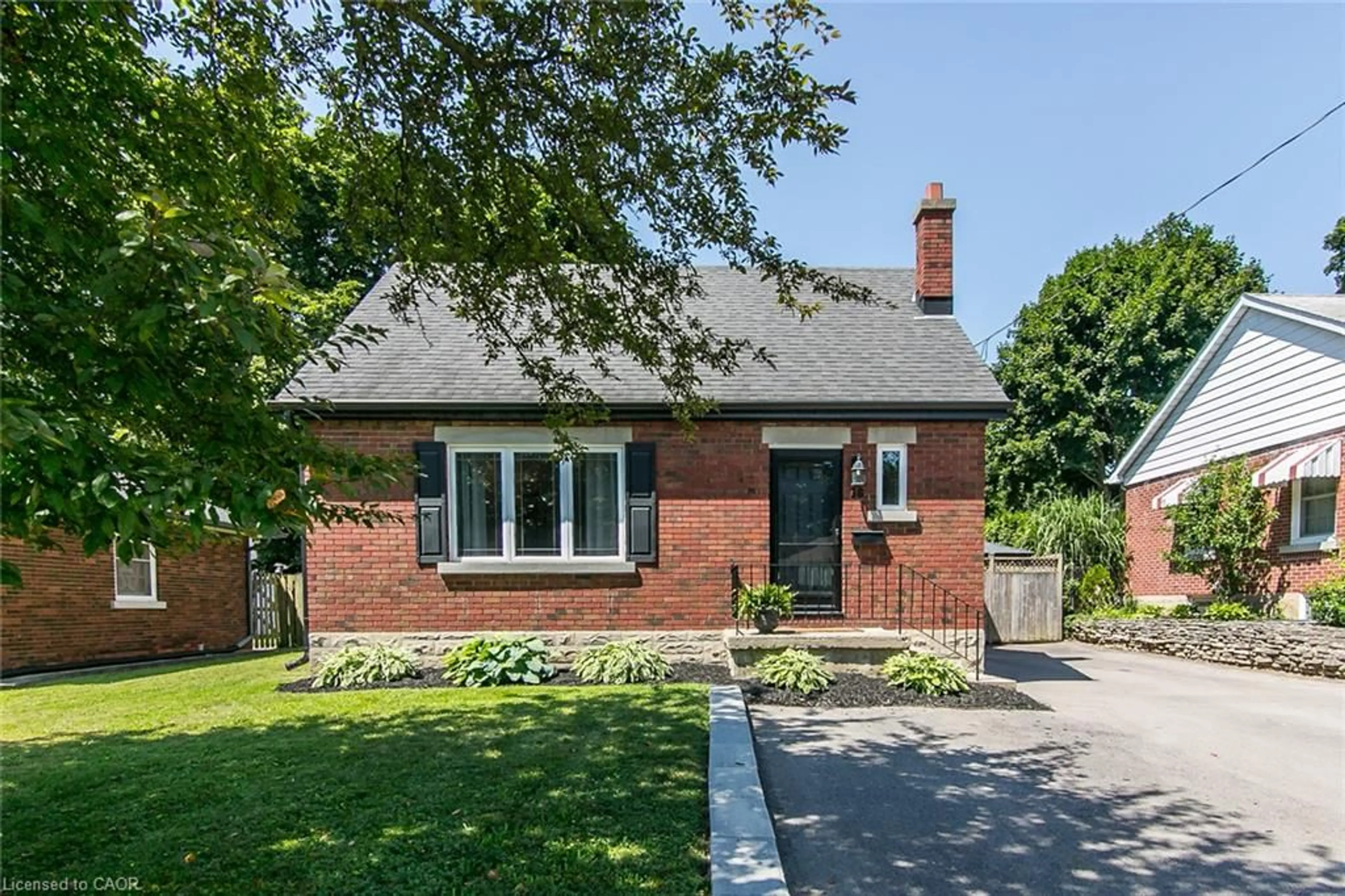 Home with brick exterior material, street for Ave, Cambridge Ontario N1R 4V8
