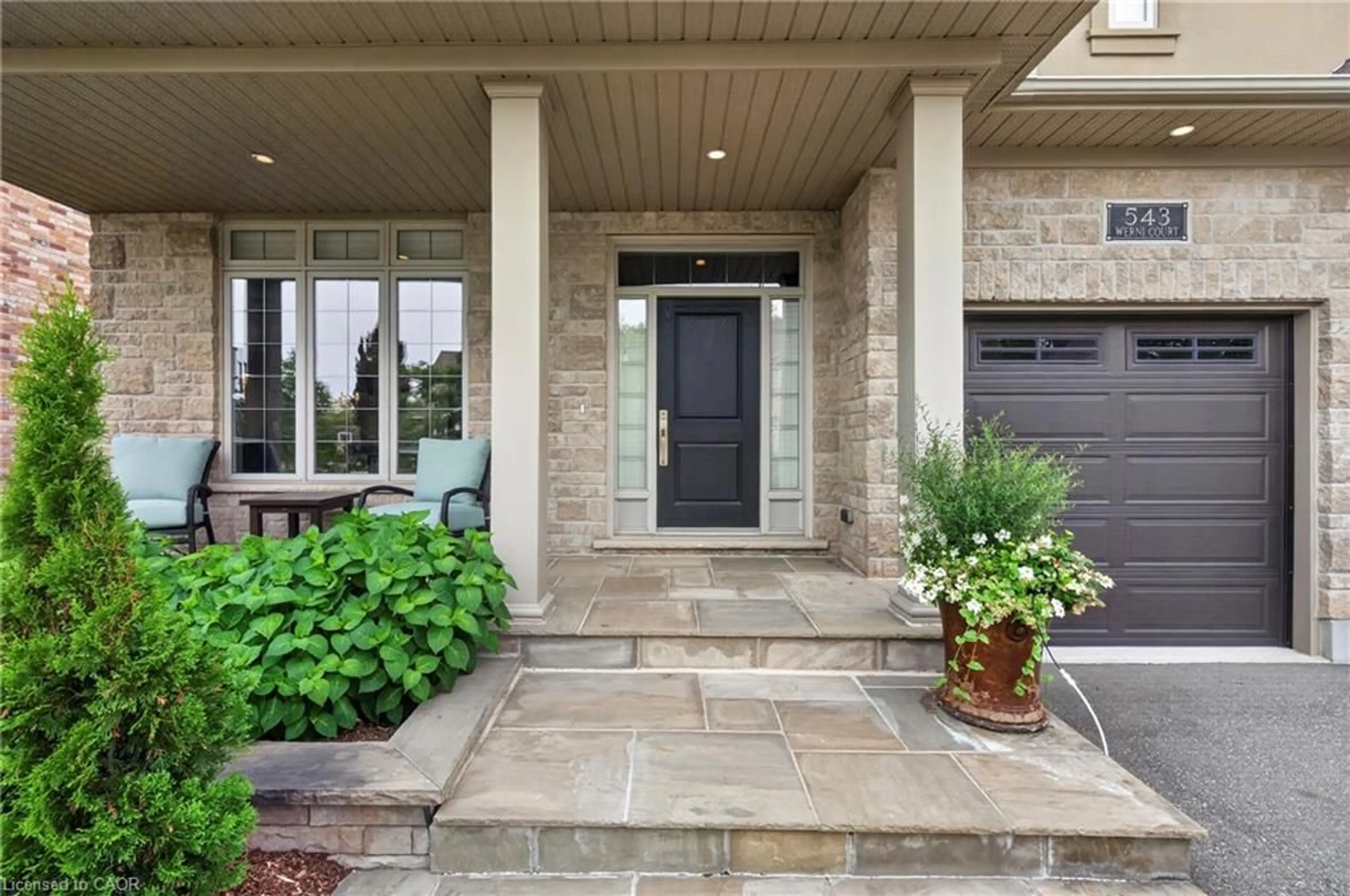 Indoor entryway for 543 Werni Crt, Waterloo Ontario N2V 2S7