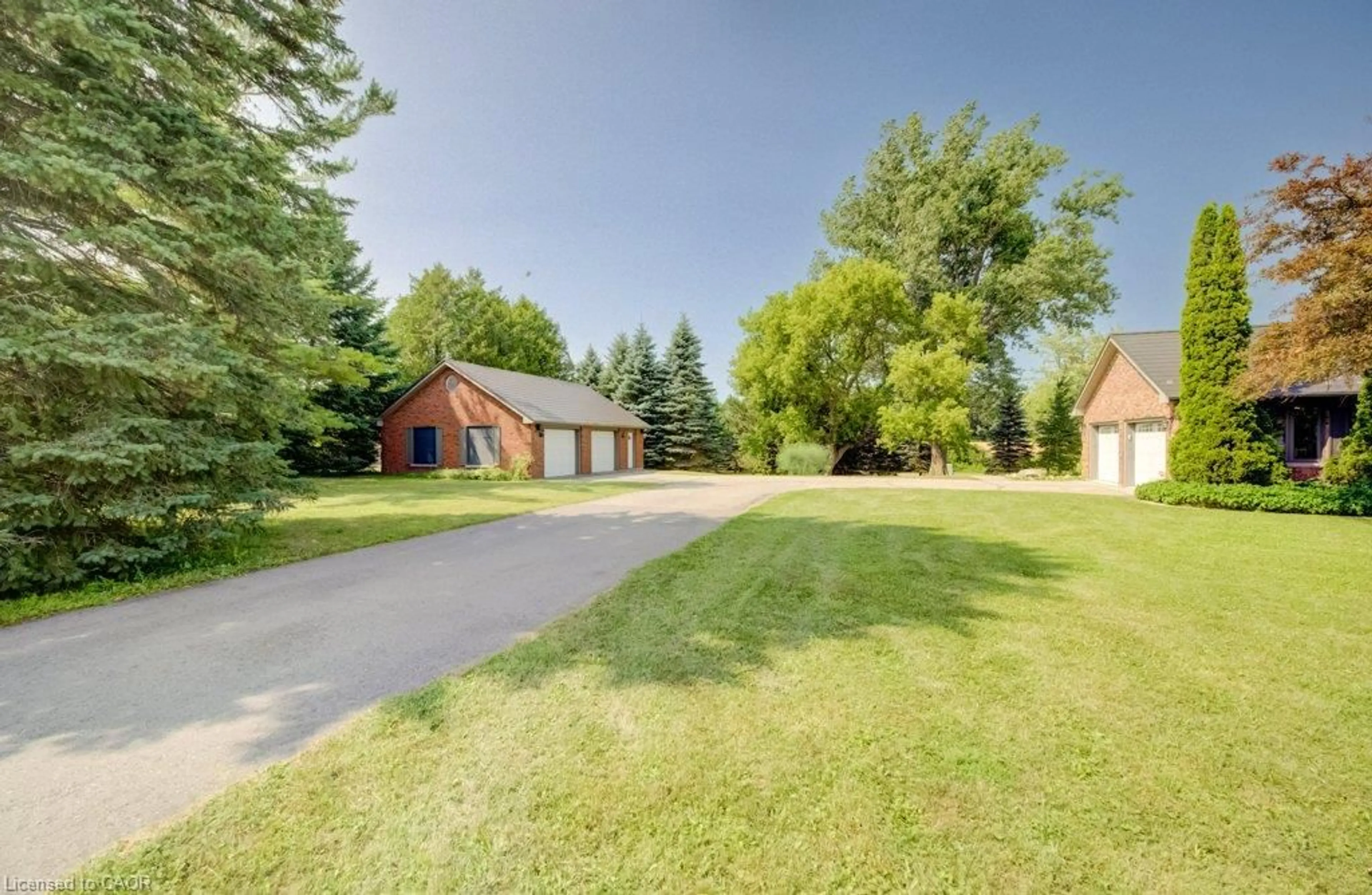 A pic from outside/outdoor area/front of a property/back of a property/a pic from drone, unknown for Line, St. Clements Ontario N0B 2M0