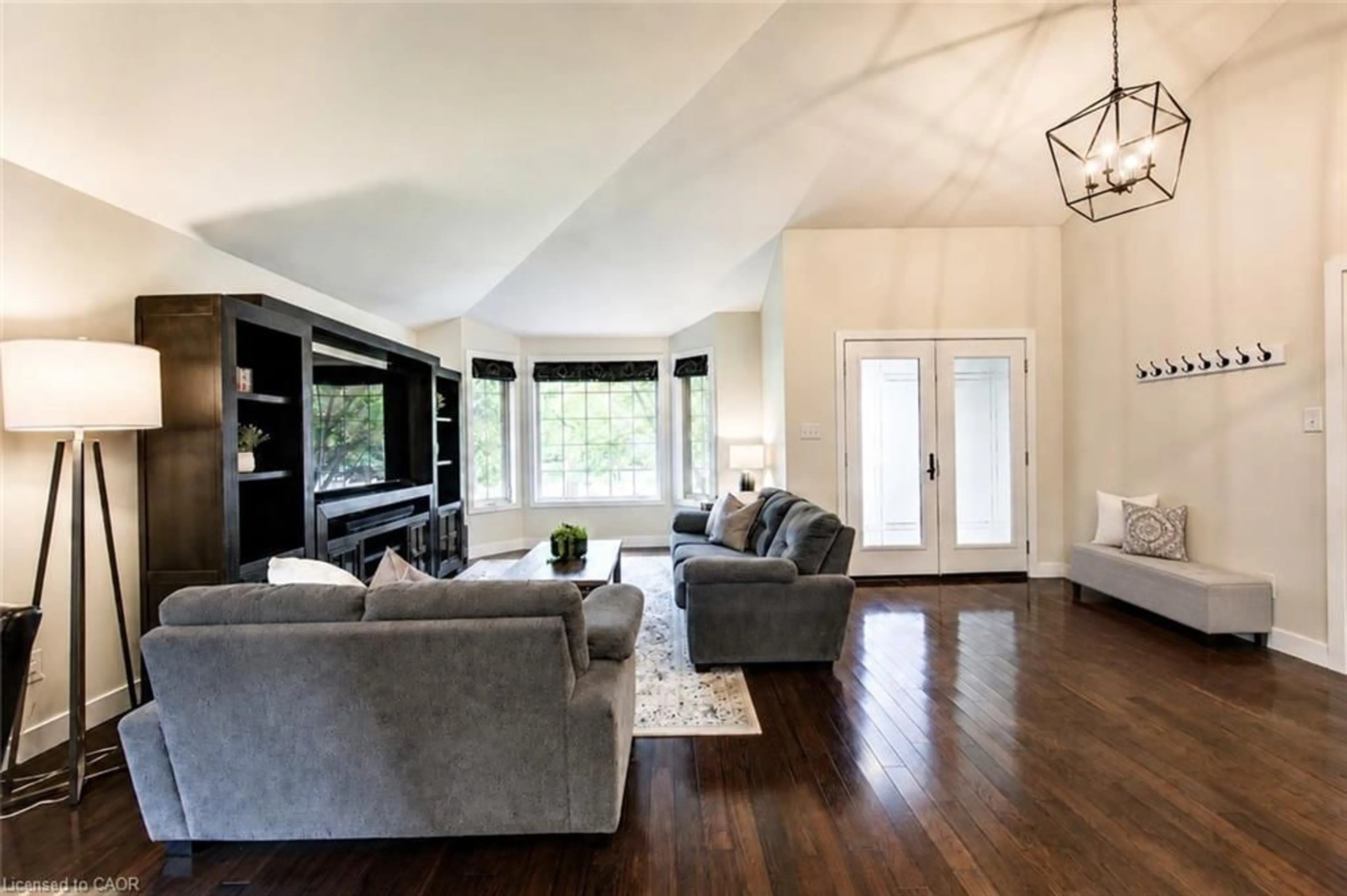 Living room with furniture, wood/laminate floor for Lane, Waterloo Ontario N2T 2N5