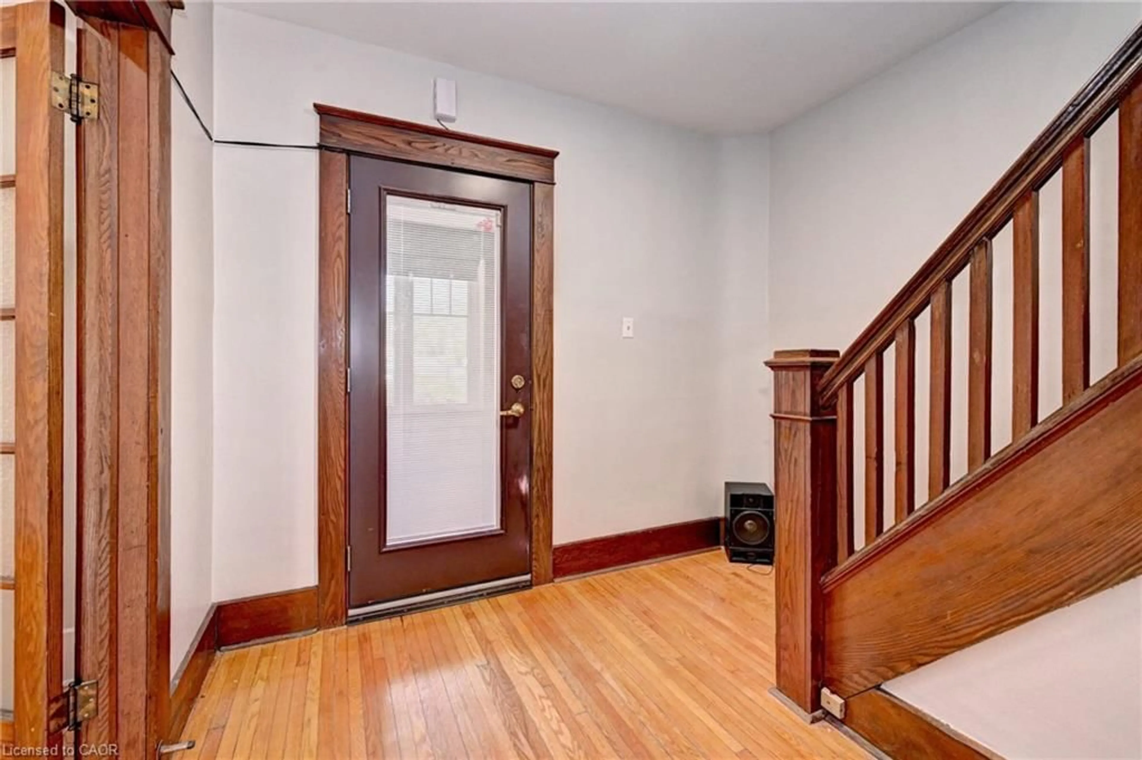 Indoor foyer for Ave, Kitchener Ontario N2G 2T9