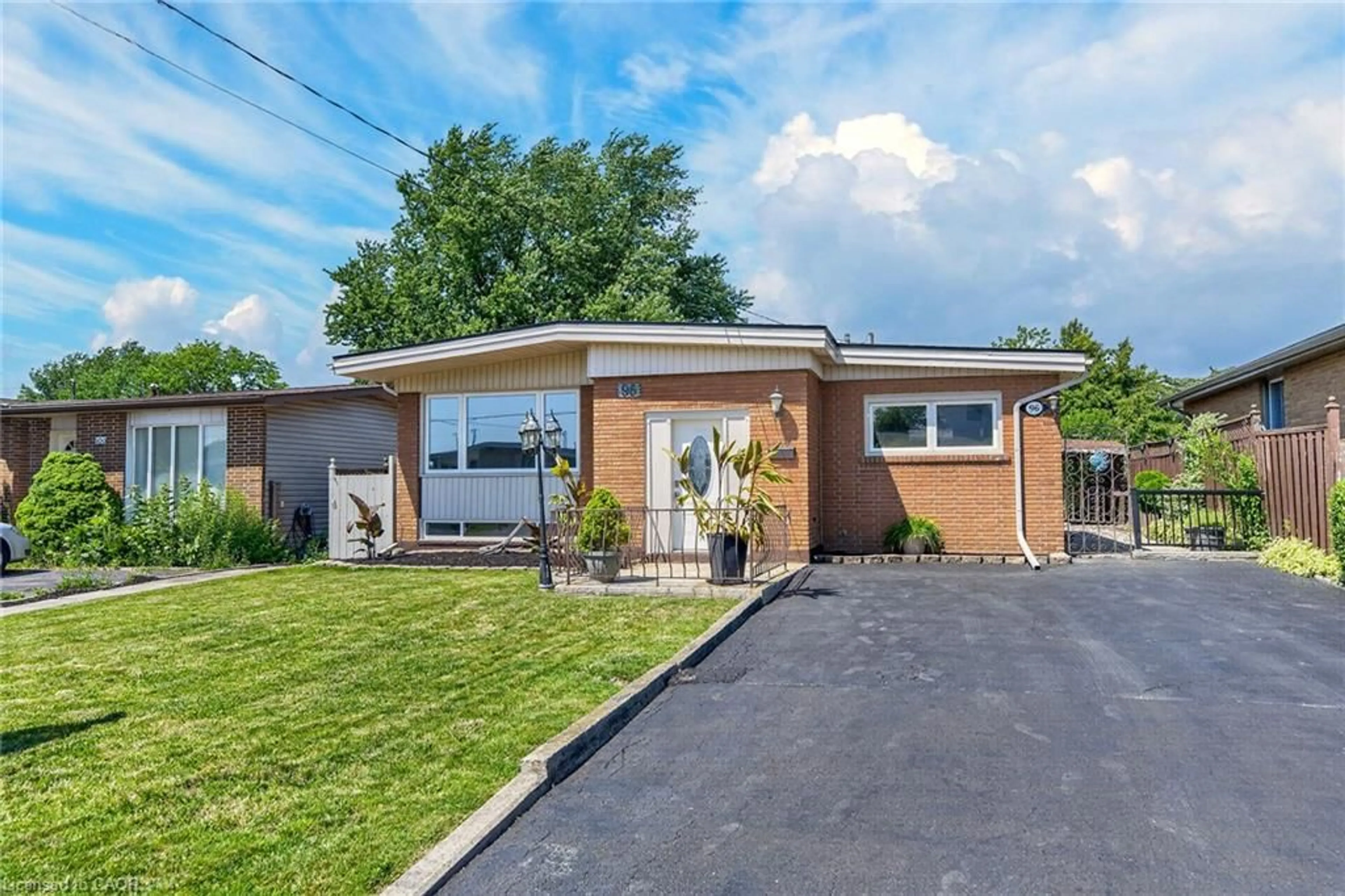 Home with brick exterior material, street for Cres, Hamilton Ontario L8V 2P5