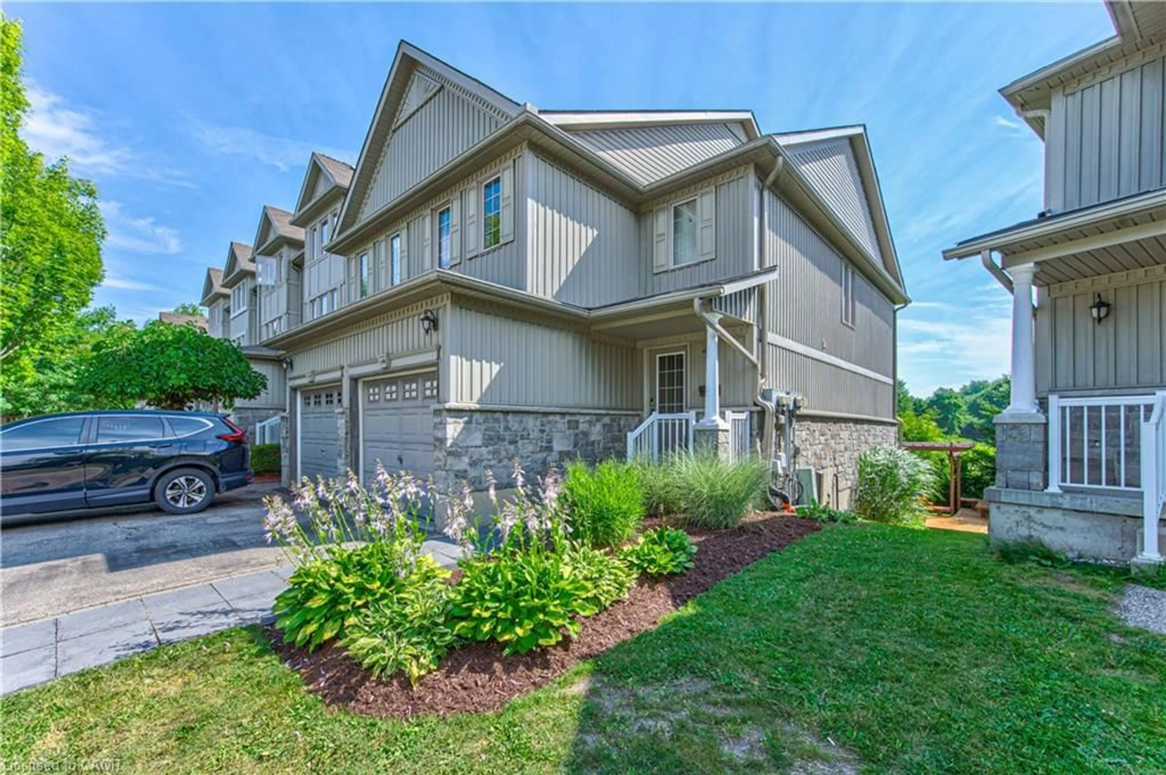 Unknown for 20 David Bergey Dr #B16, Kitchener Ontario N2E 0B1