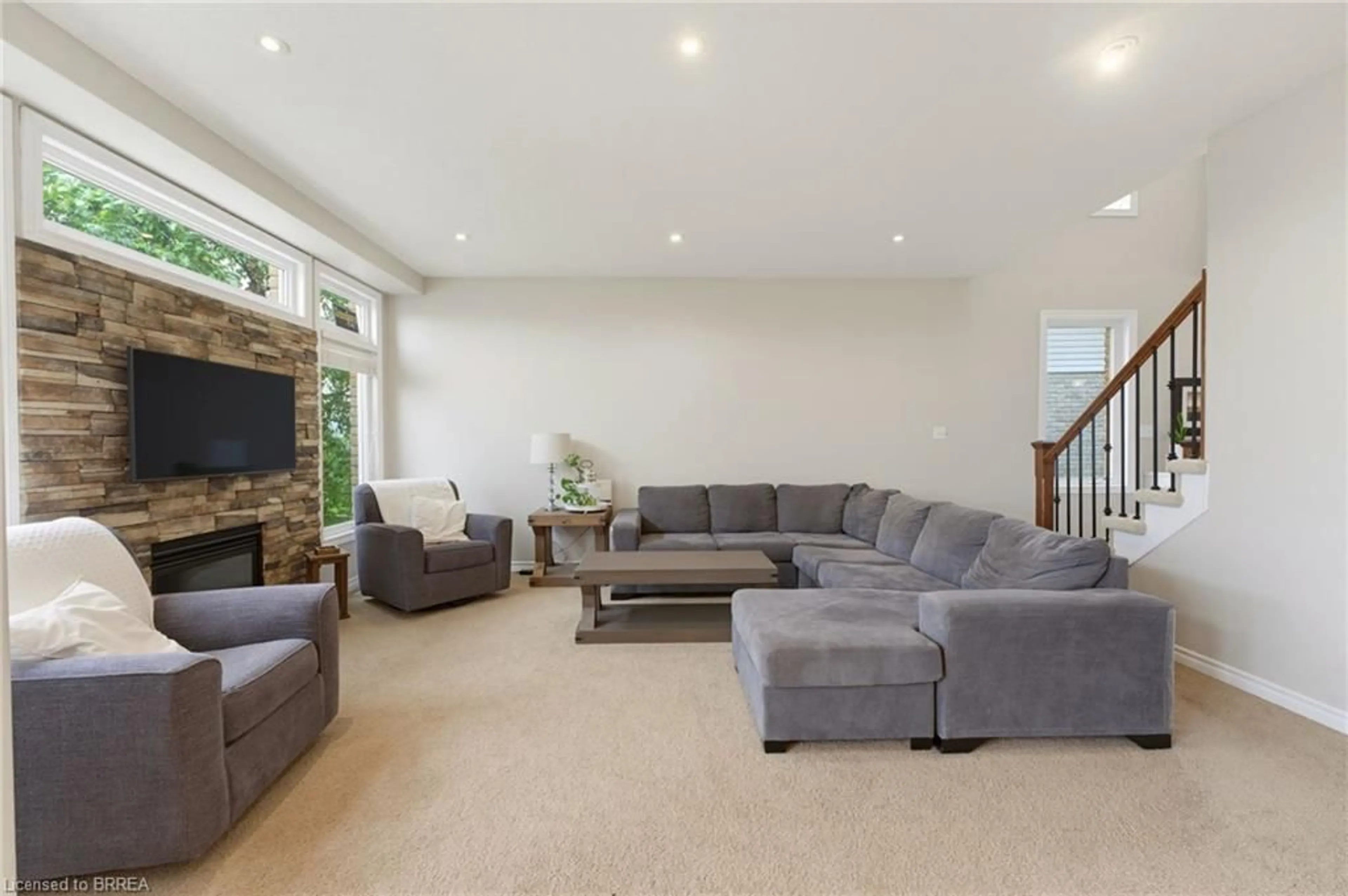 Living room with furniture, unknown for 196 Mcguiness Dr, Brantford Ontario N3T 0B5