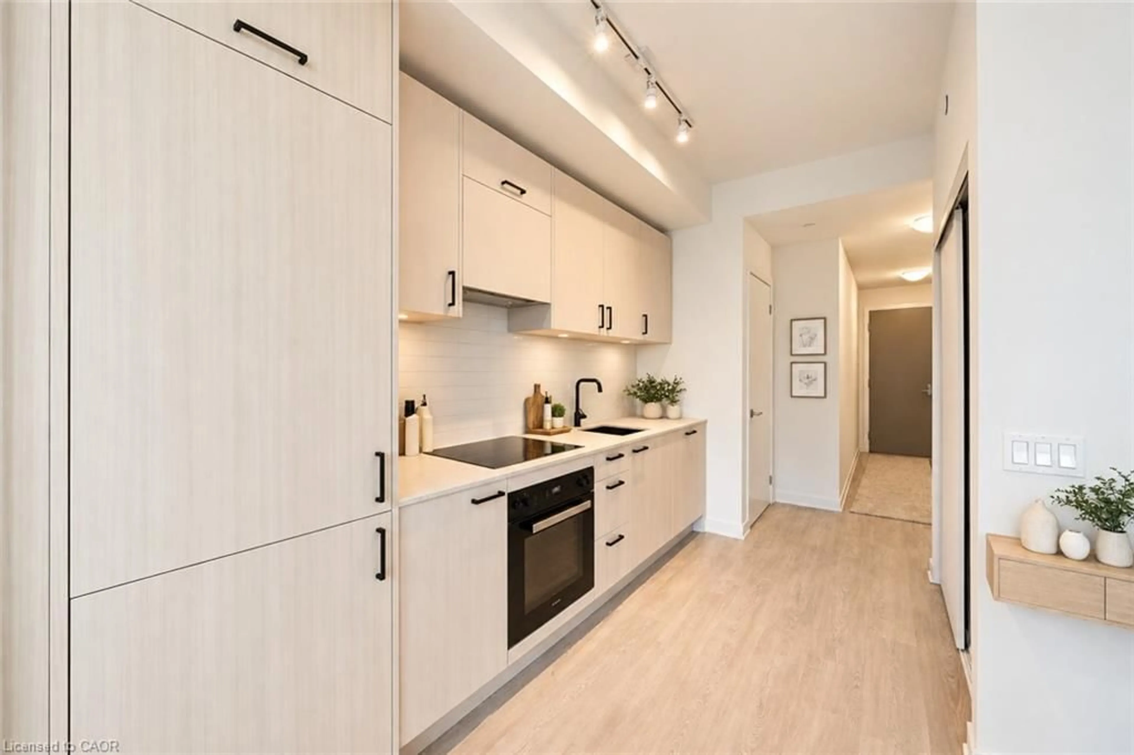 Standard kitchen, unknown for Lane, Toronto Ontario M3C 0S4