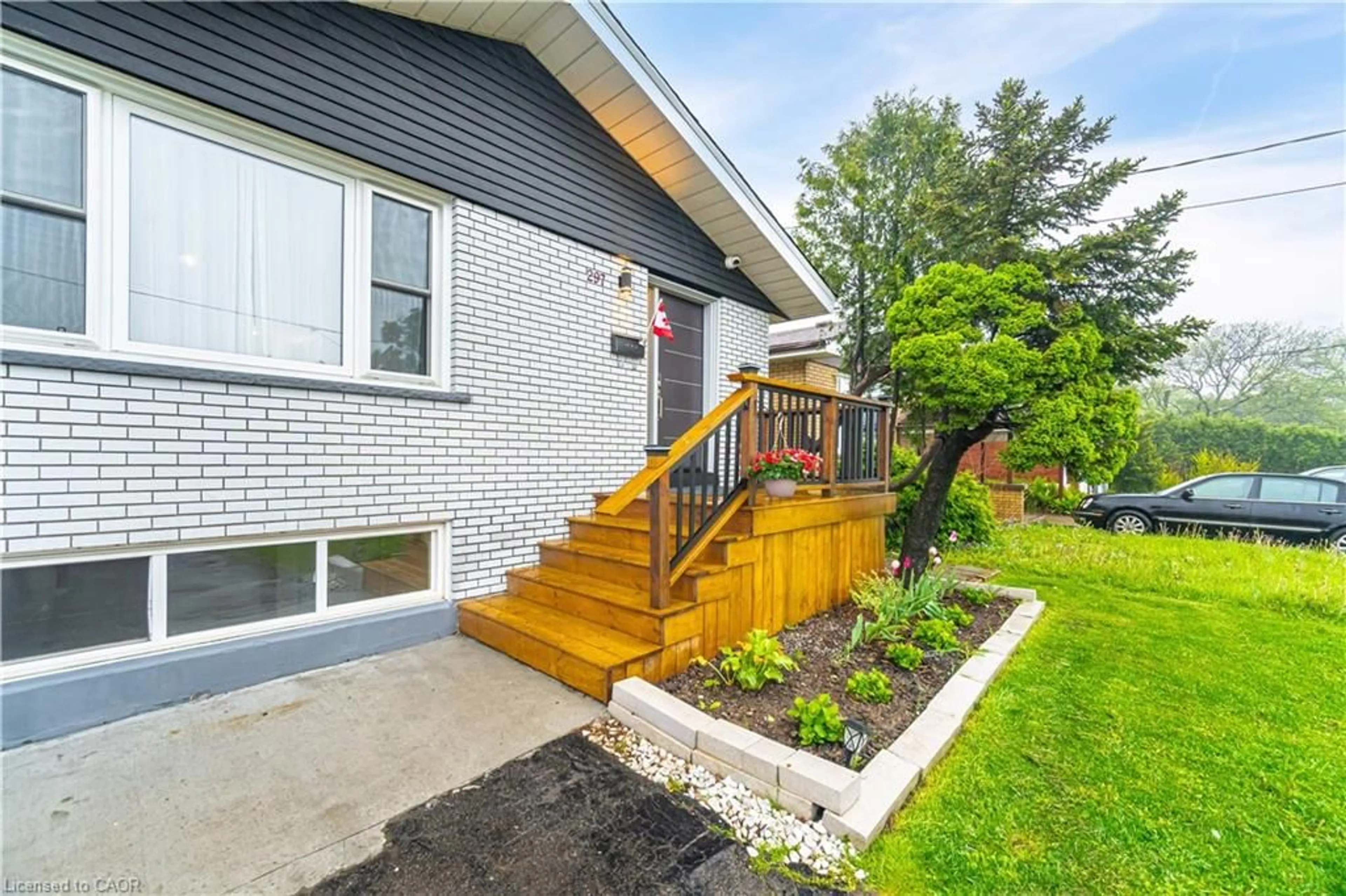 Unknown for Rd, Hamilton Ontario L9C 1W2