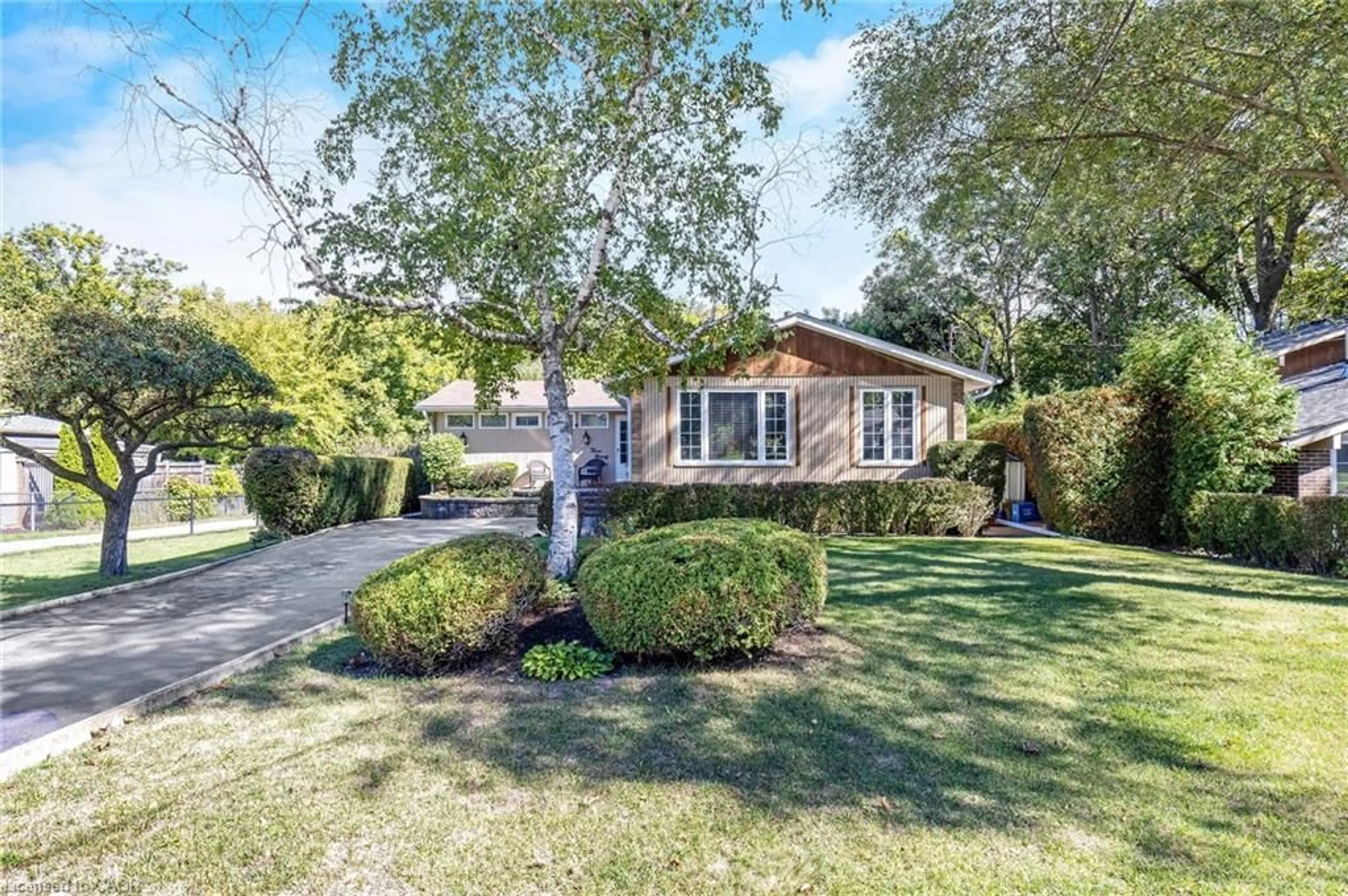 Unknown for 391 Bell St, Milton Ontario L9T 2B2