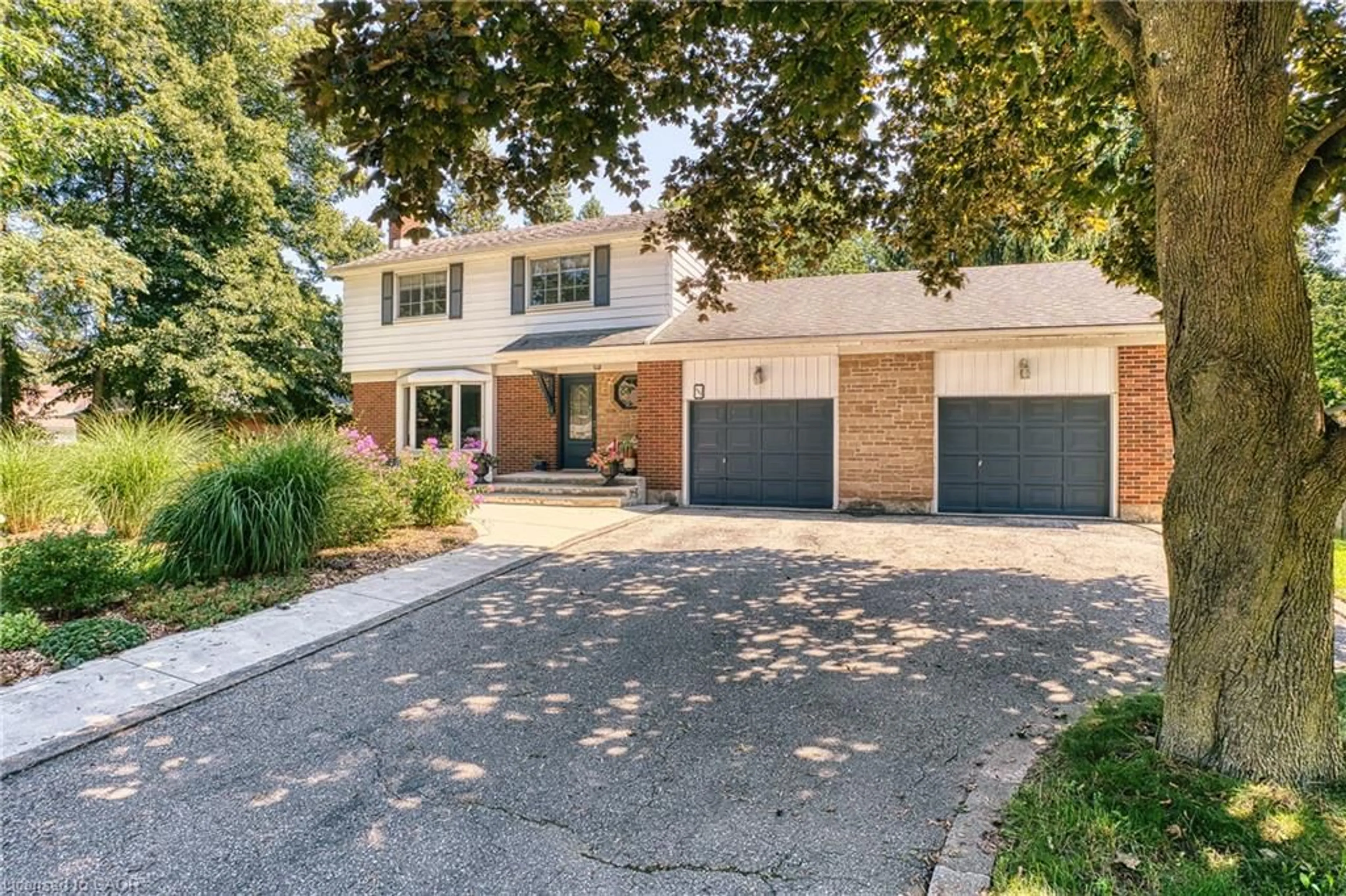 Home with brick exterior material, street for 127 Blenheim Rd, Cambridge Ontario N1S 1G4