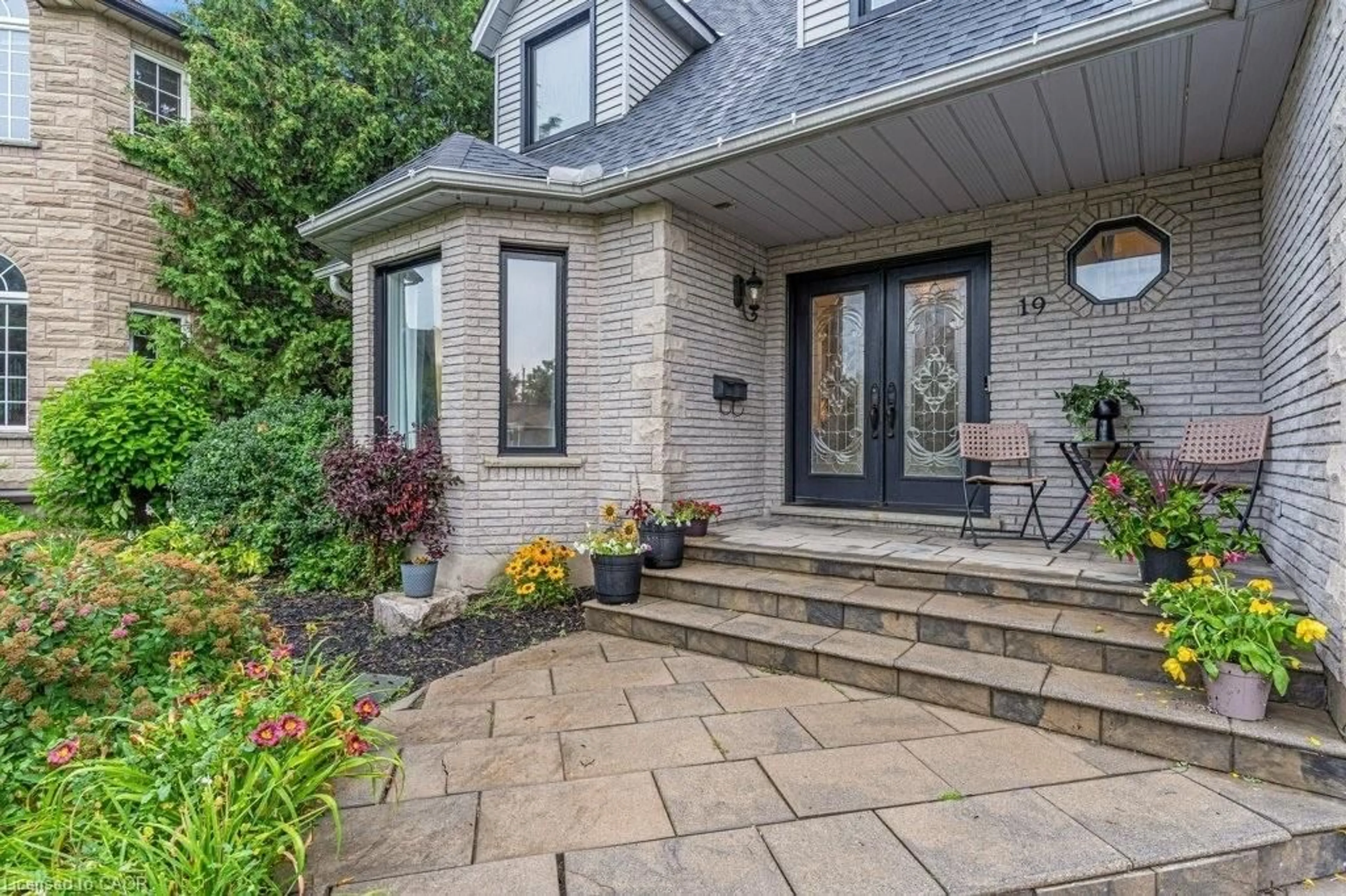 Unknown for 19 Kenley Lane, Cambridge Ontario N1S 4Z1