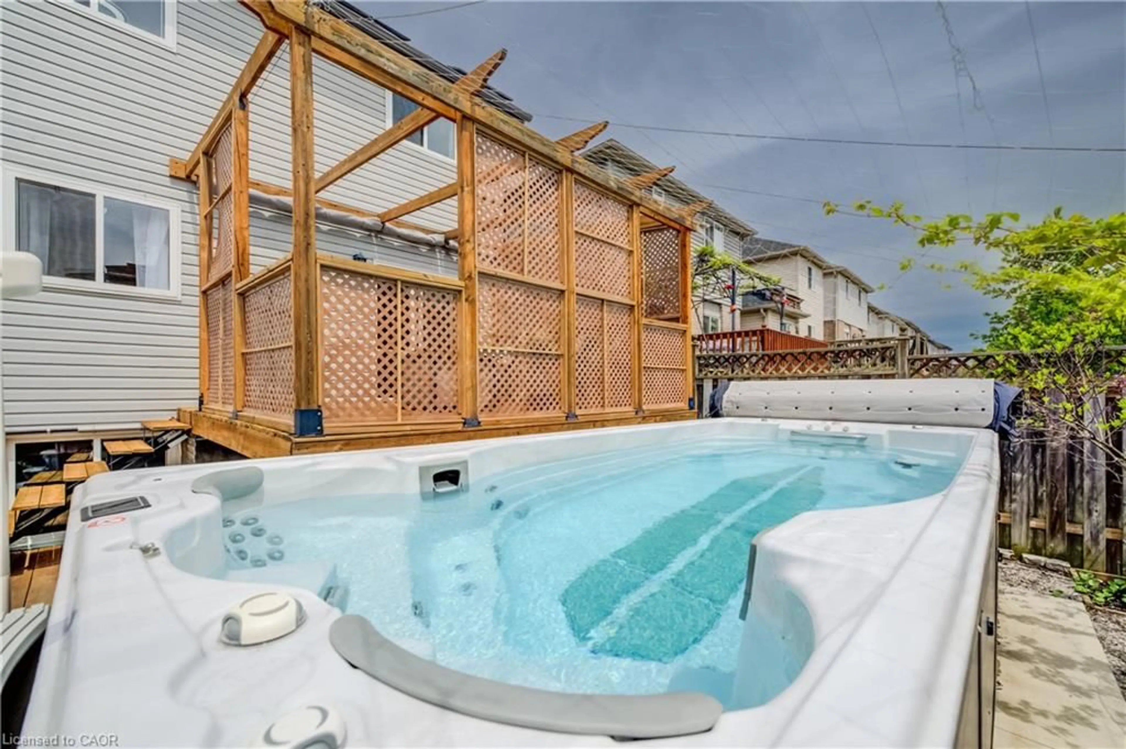 Pool for Dr, Kitchener Ontario N2E 4E8