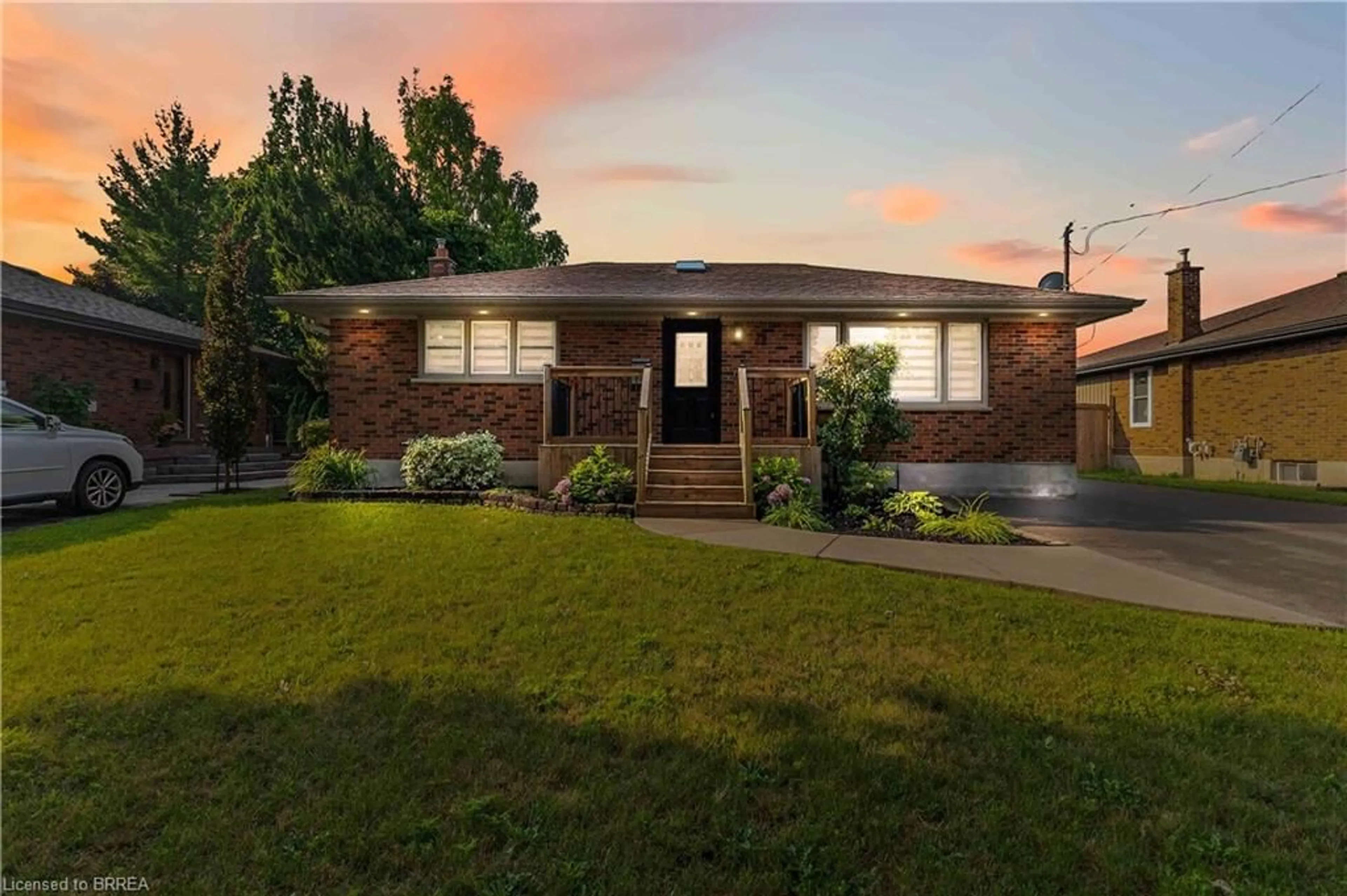 Home with brick exterior material, street for 78 Norman St, Brantford Ontario N3R 2Y2