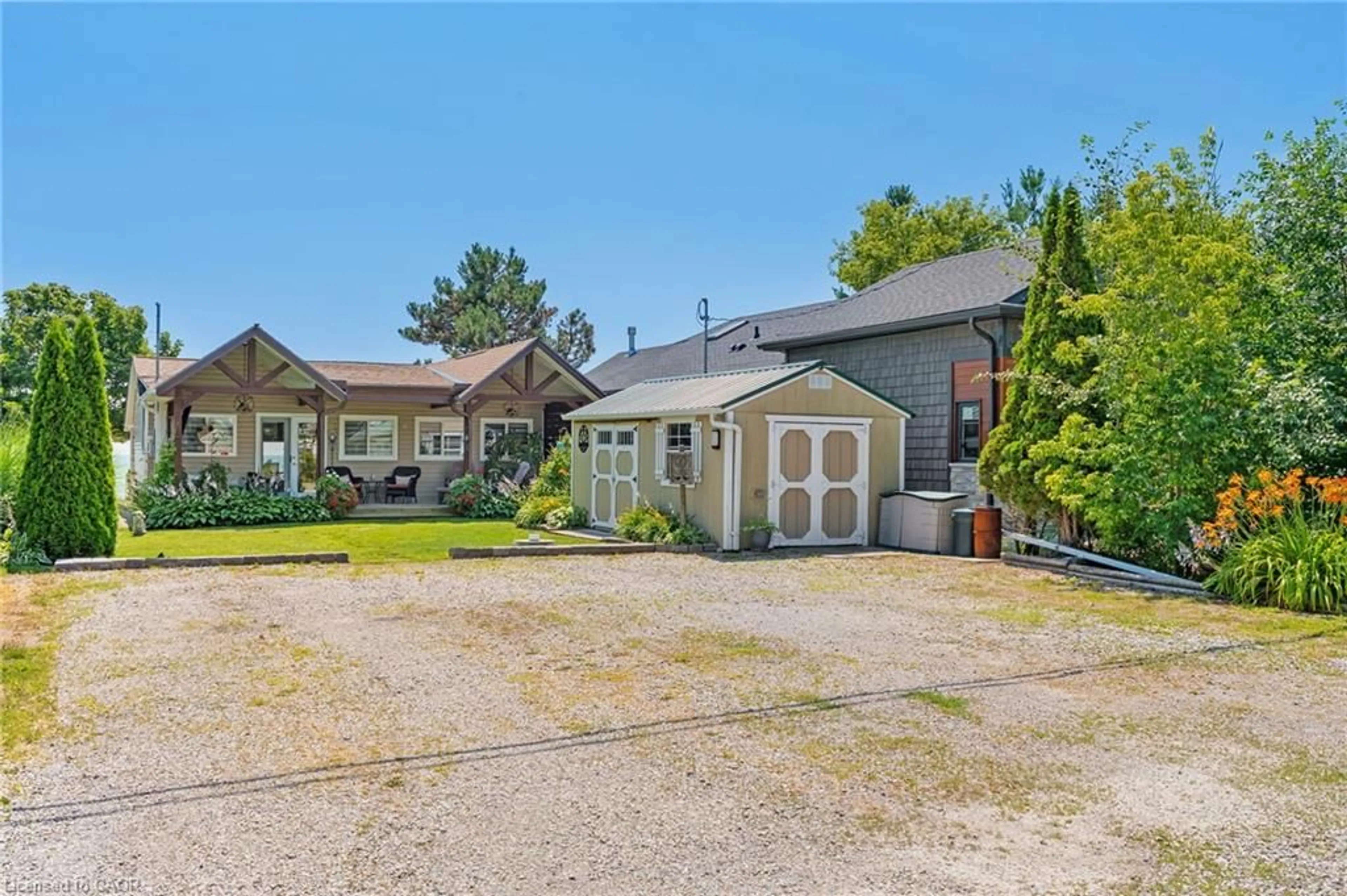 A pic from outside/outdoor area/front of a property/back of a property/a pic from drone, street for 1022 South Coast Dr, Nanticoke Ontario N0A 1L0