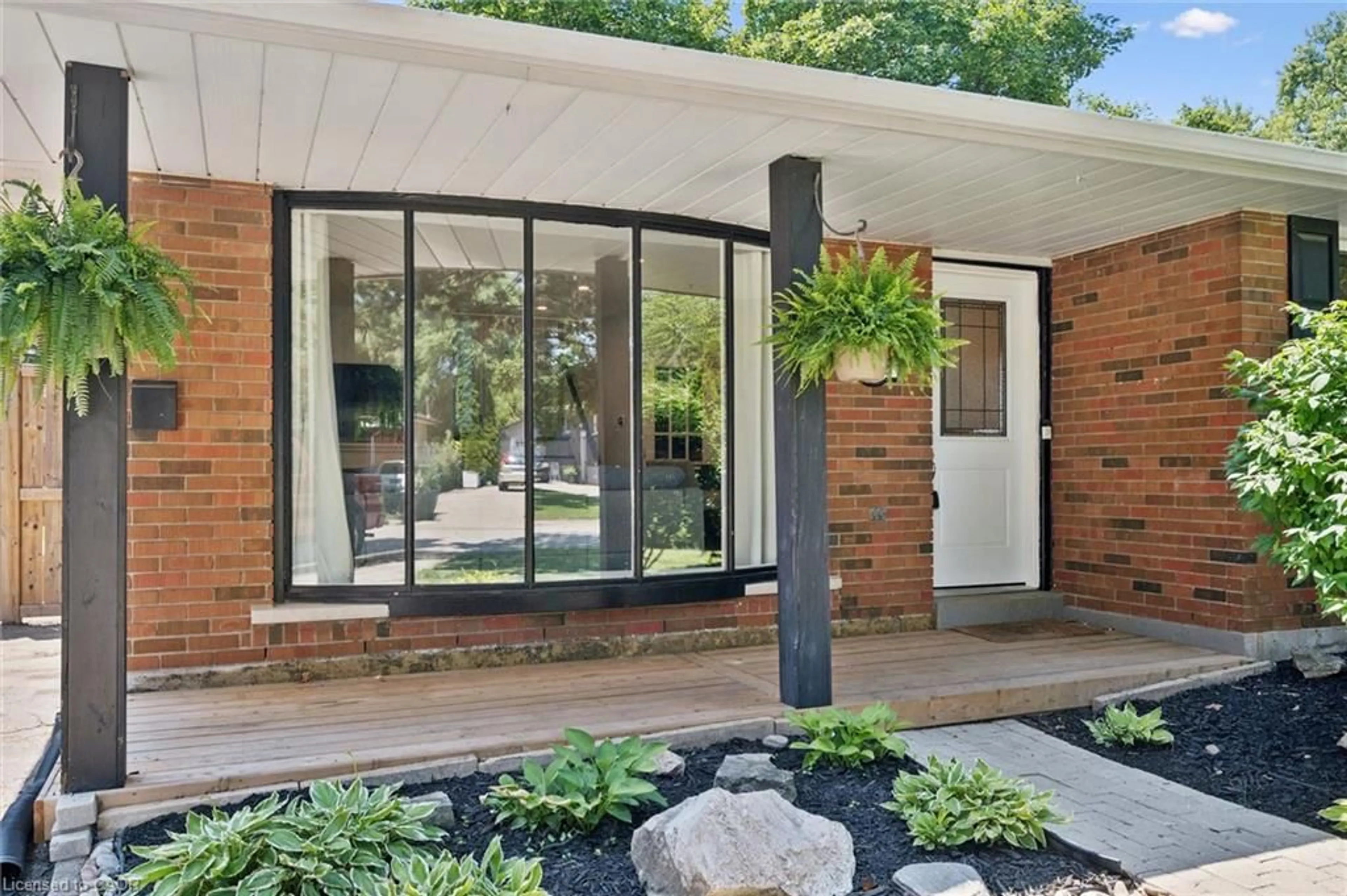 Home with brick exterior material, street for Cres, Burlington Ontario L7P 2P4