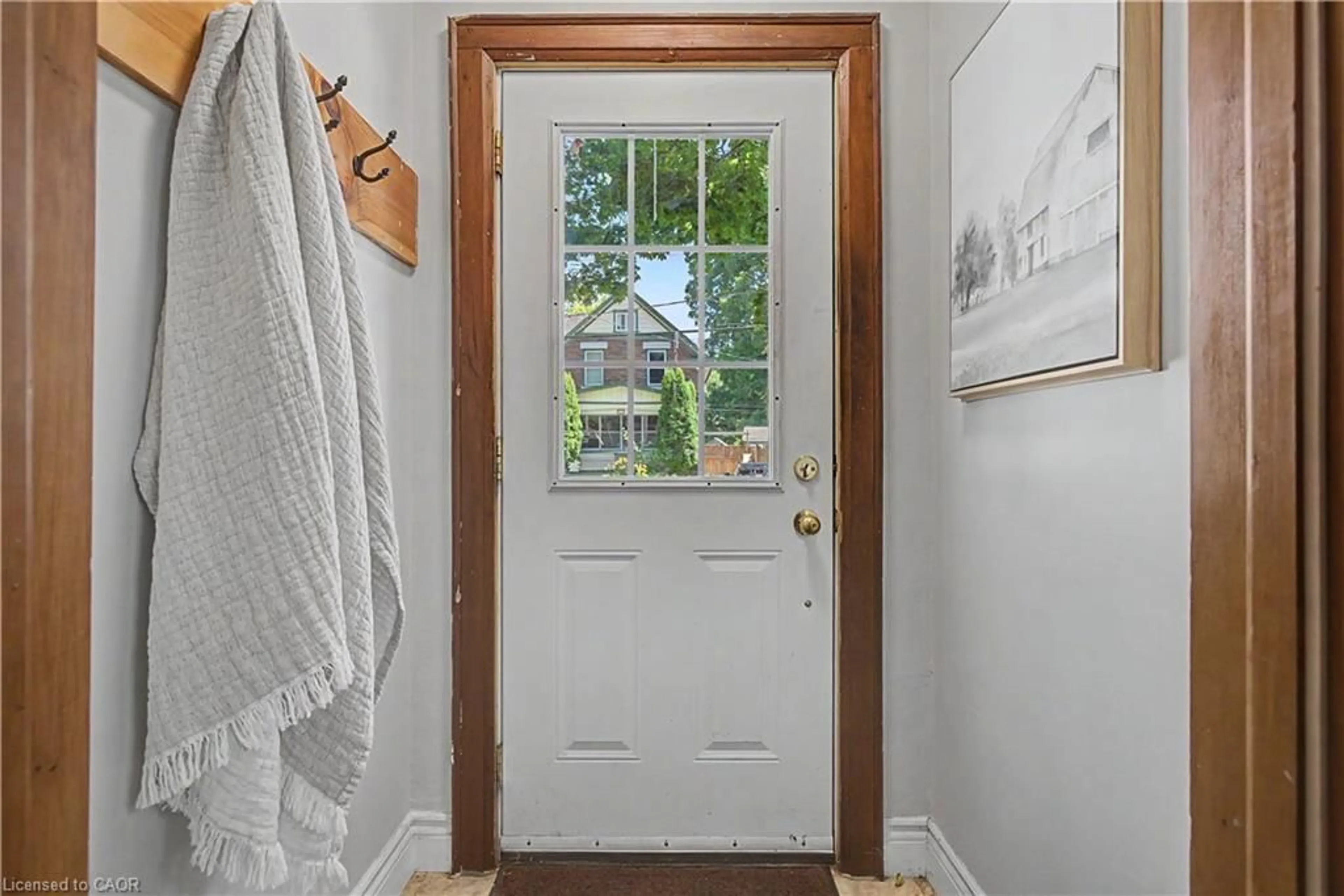 Indoor entryway for St, Kitchener Ontario N2H 5V1