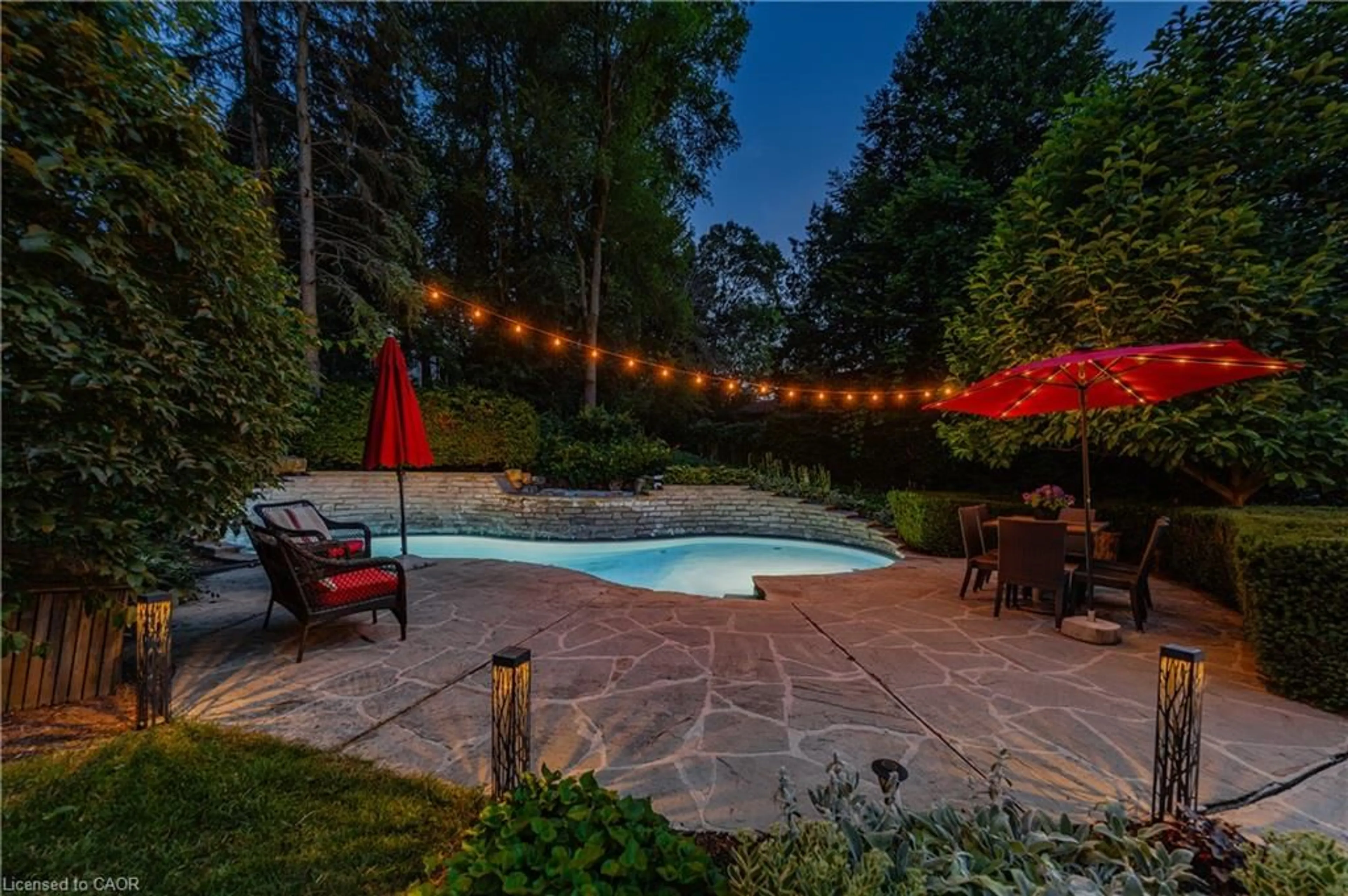 Patio, unknown for Dr, Waterloo Ontario N2L 5A5