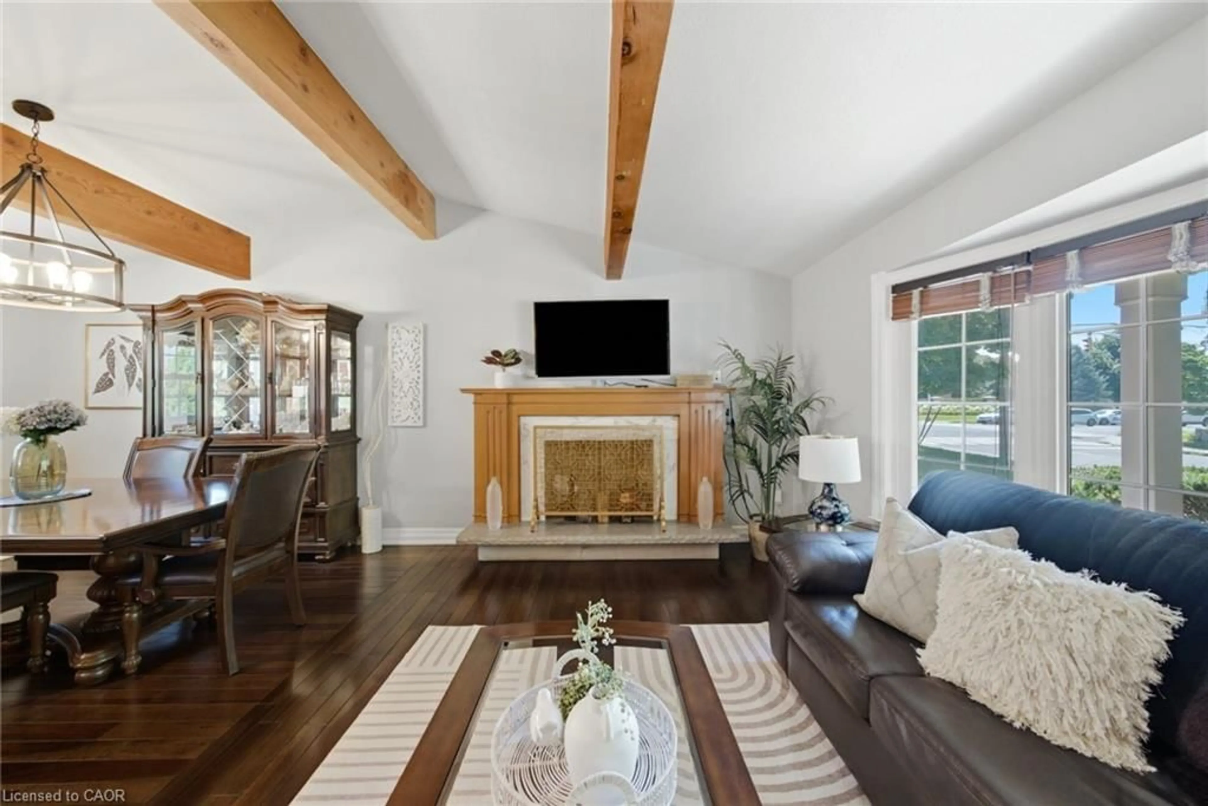 Living room with furniture, wood/laminate floor for Rd, Hamilton Ontario L9C 1C5