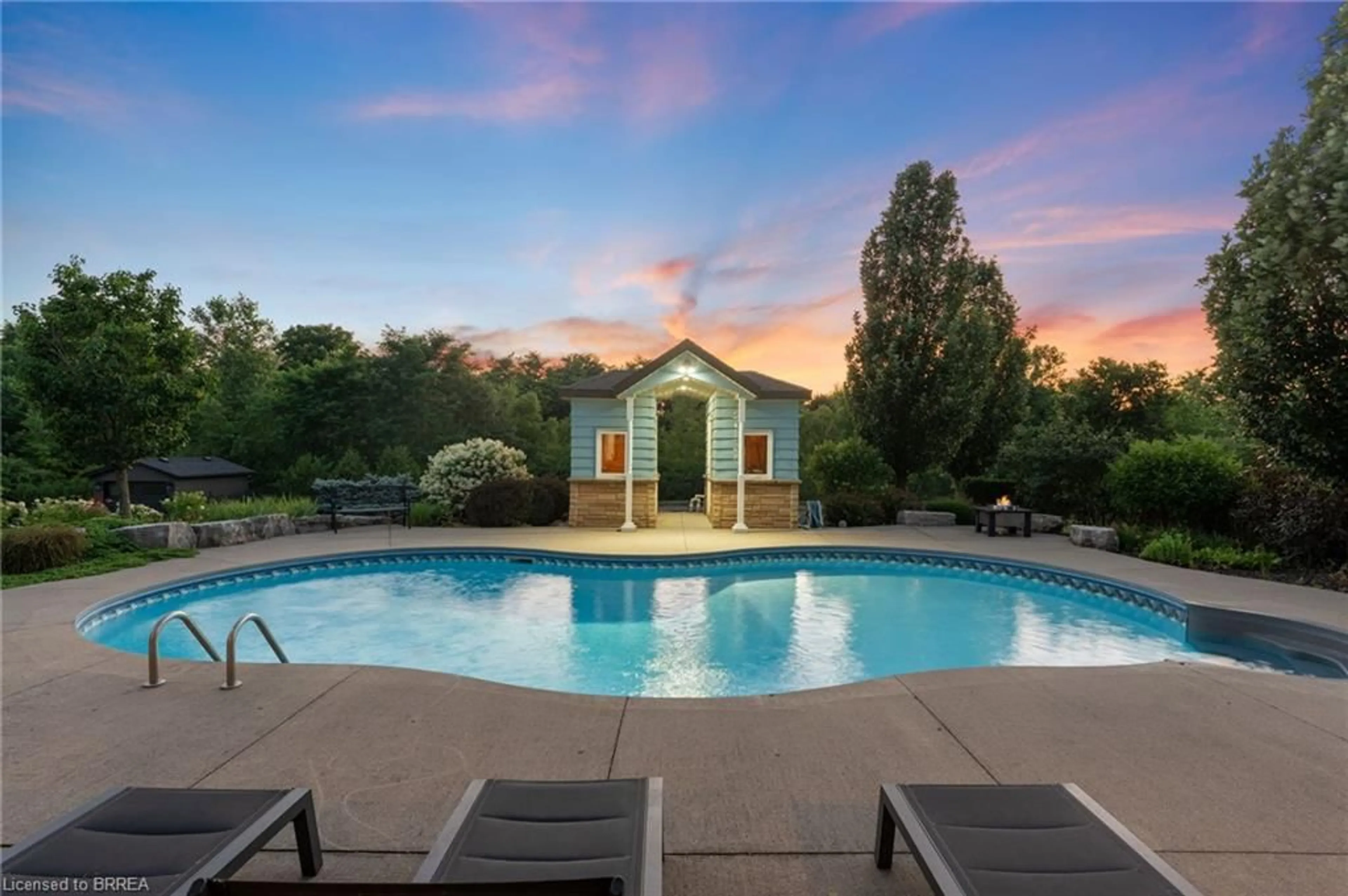 Pool for 13 Wingrove Woods, Brantford Ontario N3T 0M1