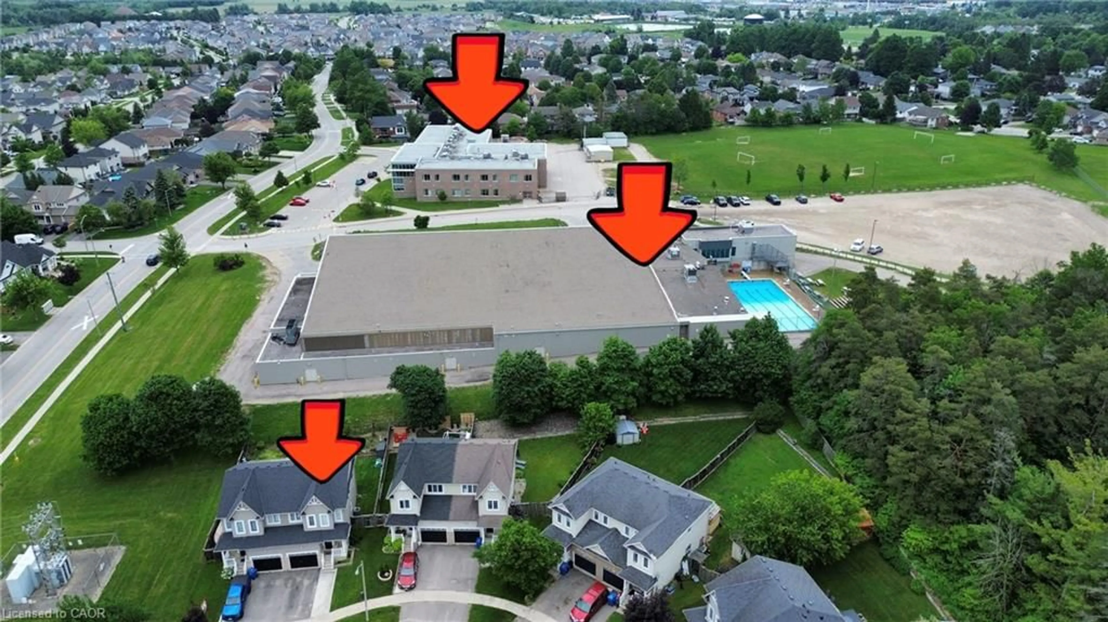 A pic from outside/outdoor area/front of a property/back of a property/a pic from drone, city buildings view from balcony for 416 Orvis Cres, Shelburne Ontario L9V 3E6