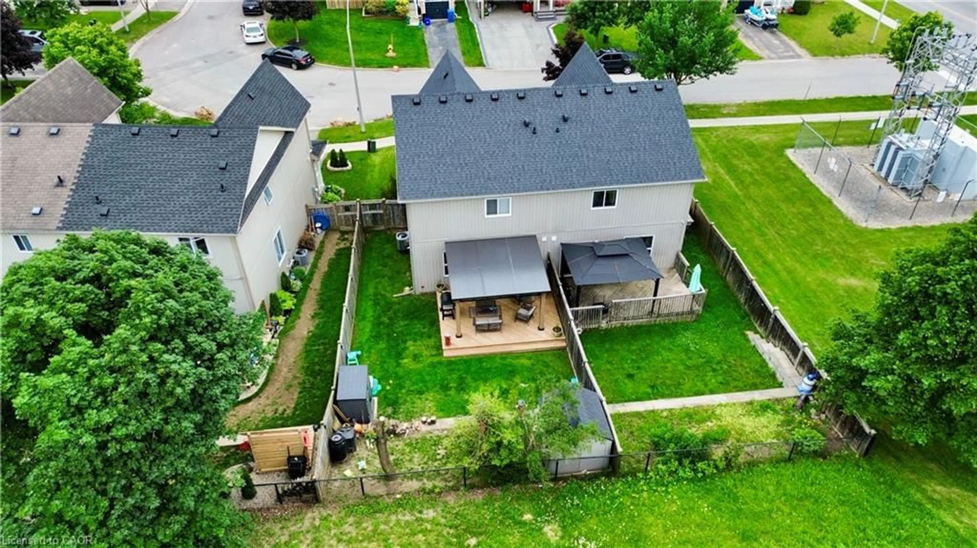 A pic from outside/outdoor area/front of a property/back of a property/a pic from drone, street for 416 Orvis Cres, Shelburne Ontario L9V 3E6