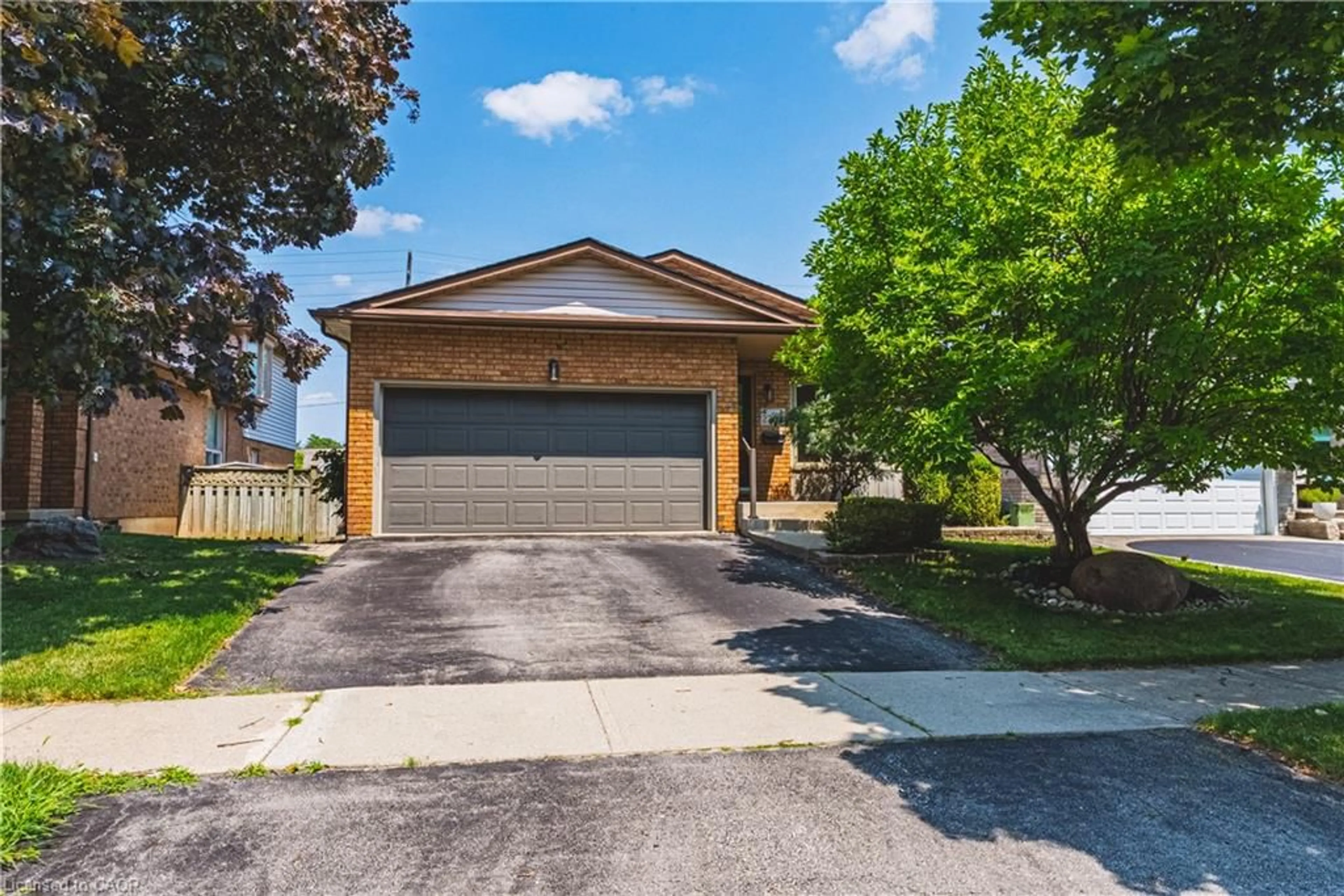 Unknown for 2206 Donald Rd, Burlington Ontario L7M 3R9