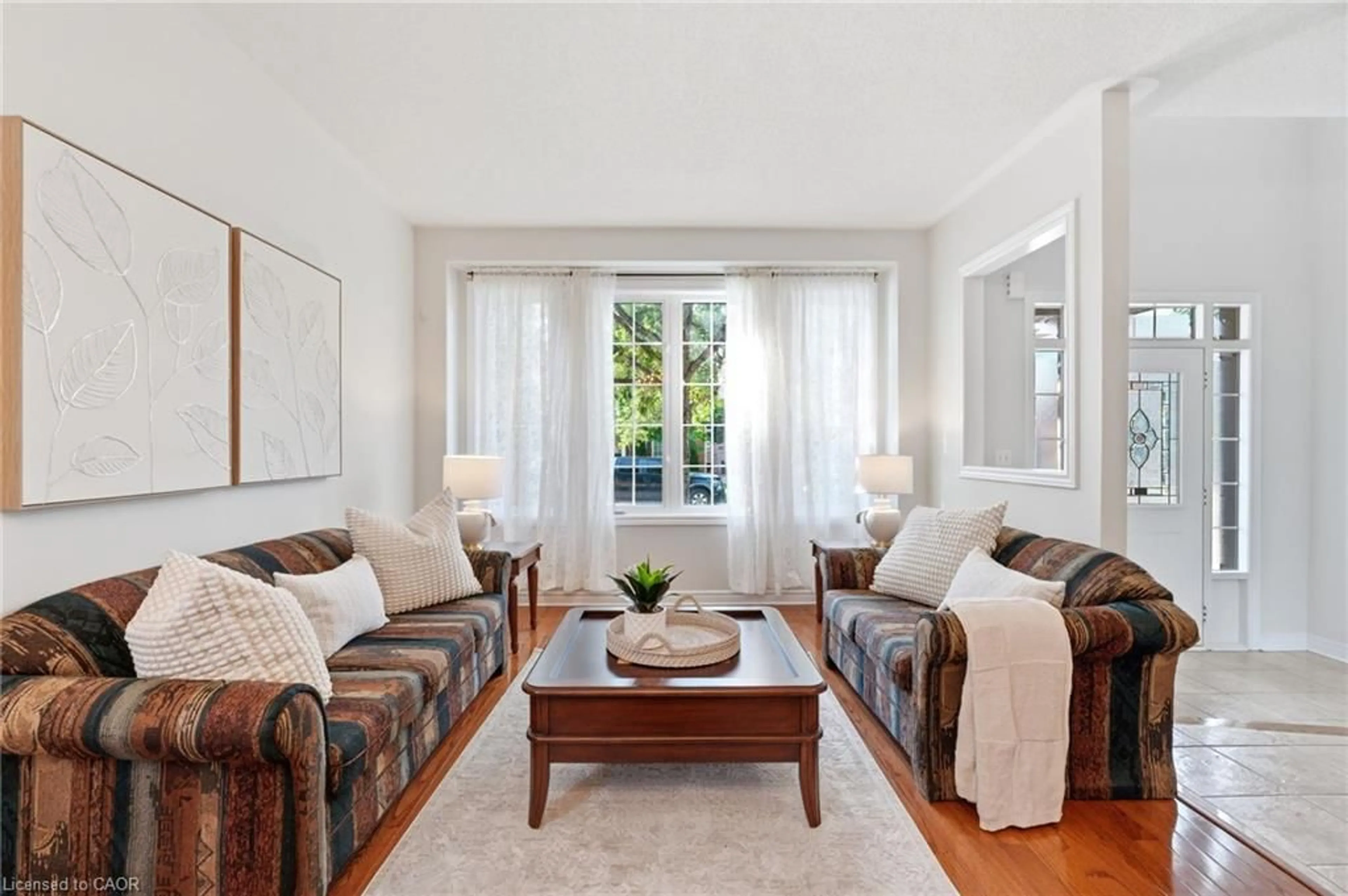 Living room with furniture, unknown for Cir, Oakville Ontario L6M 5B5