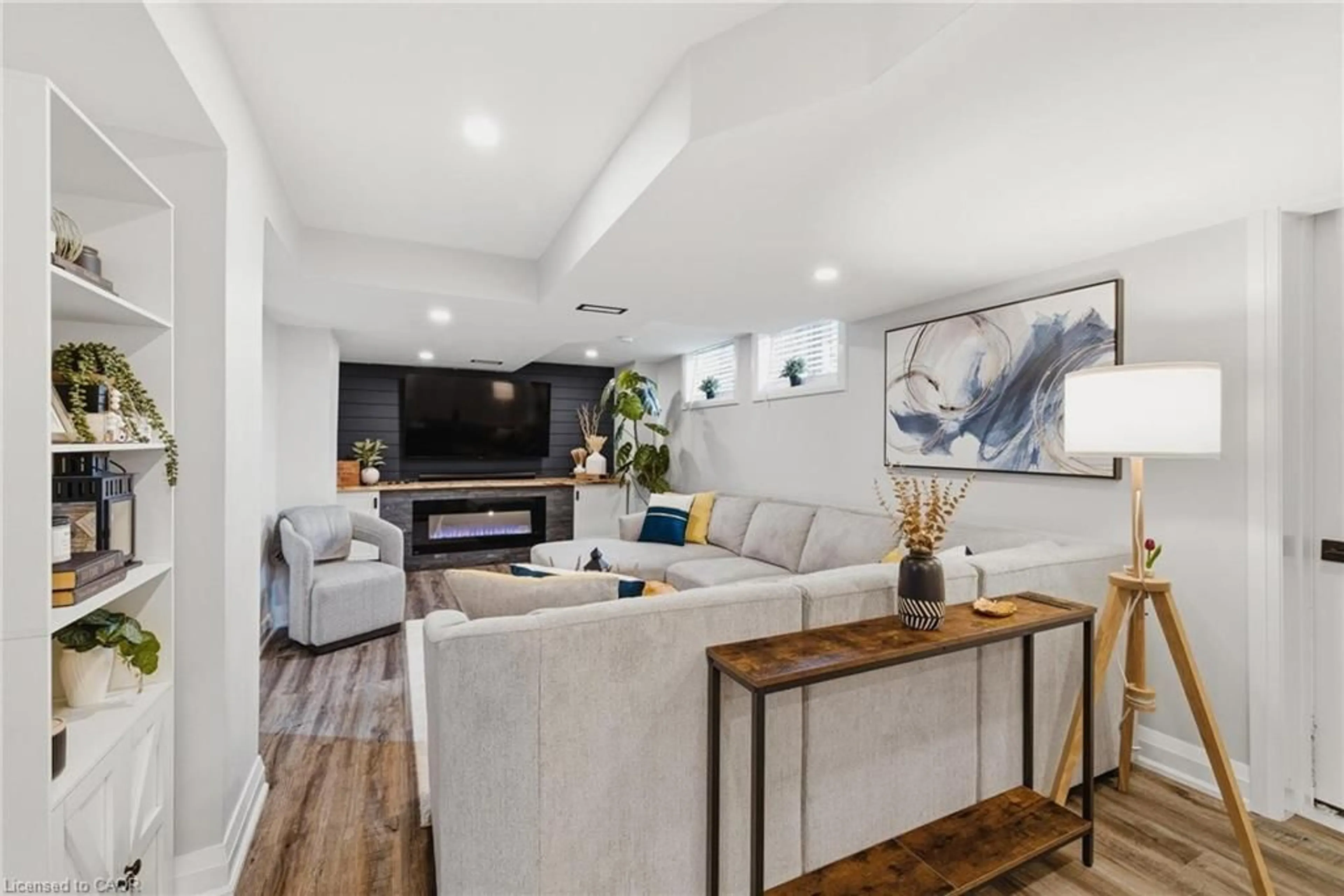 Living room with furniture, unknown for 120 Elgin Cres, Waterloo Ontario N2J 2S4