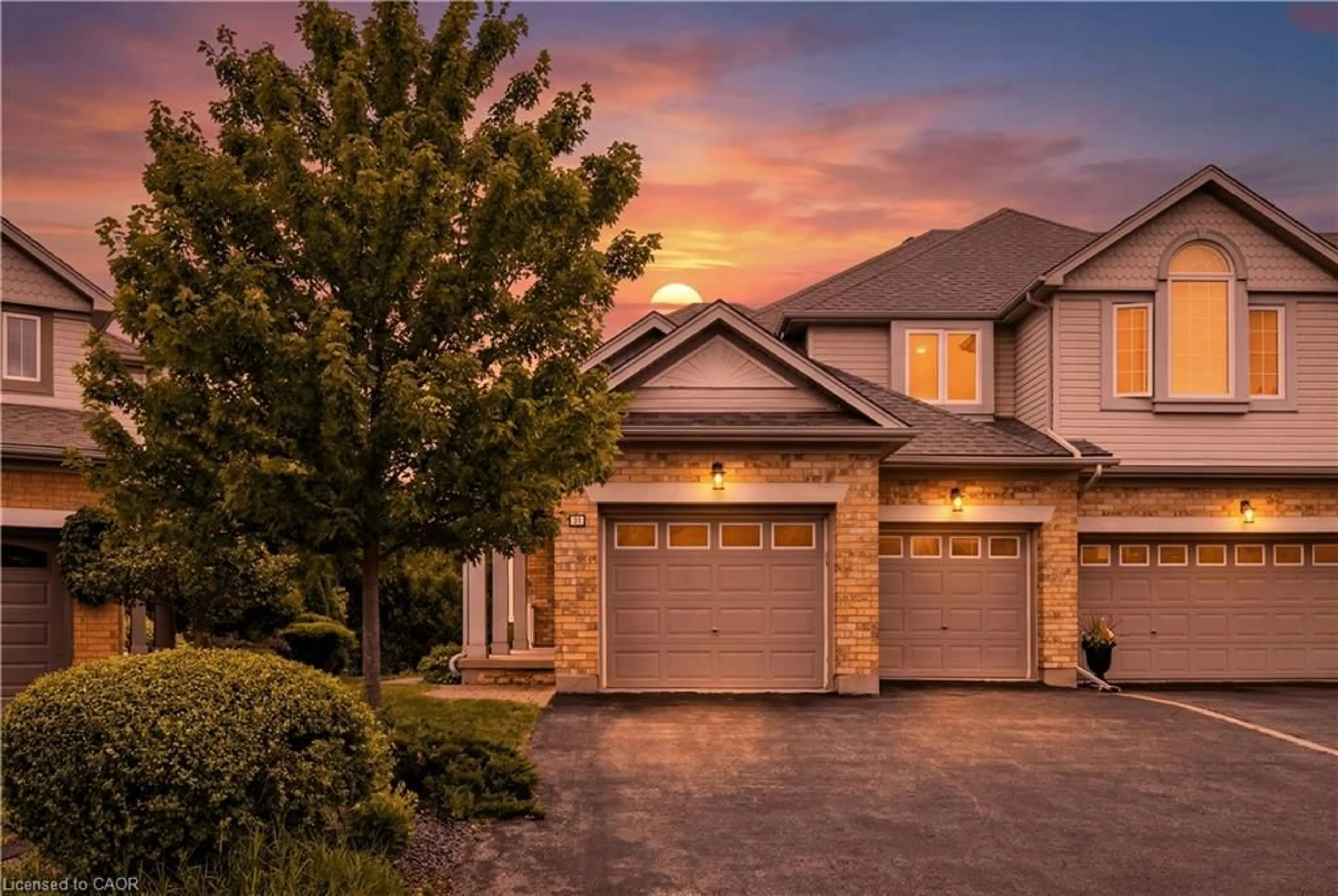 Home with brick exterior material, street for 31 Spencer Cres, Guelph Ontario N1L 1M2