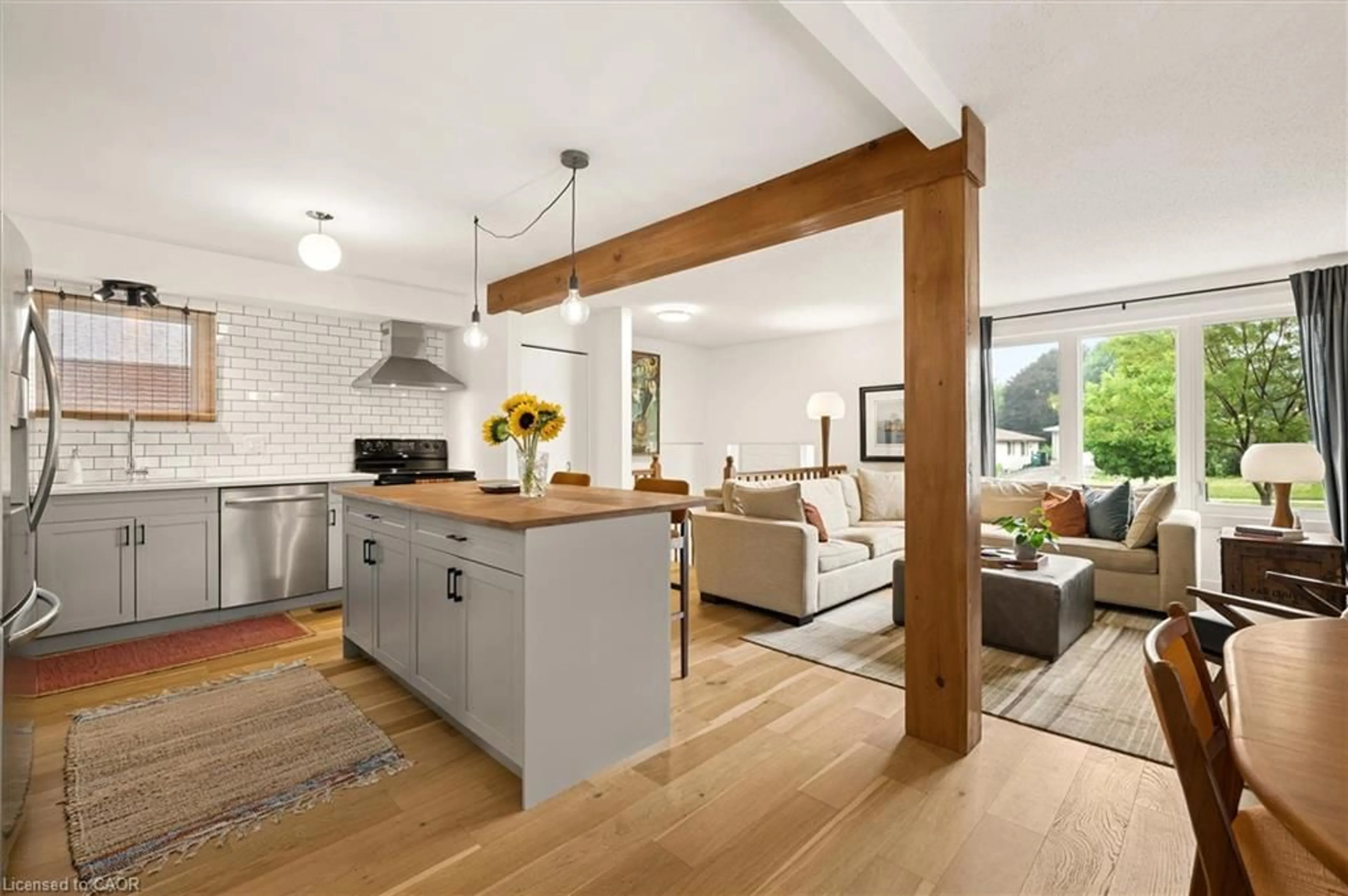 Open concept kitchen, unknown for 584 Westvale Dr, Waterloo Ontario N2T 1K2