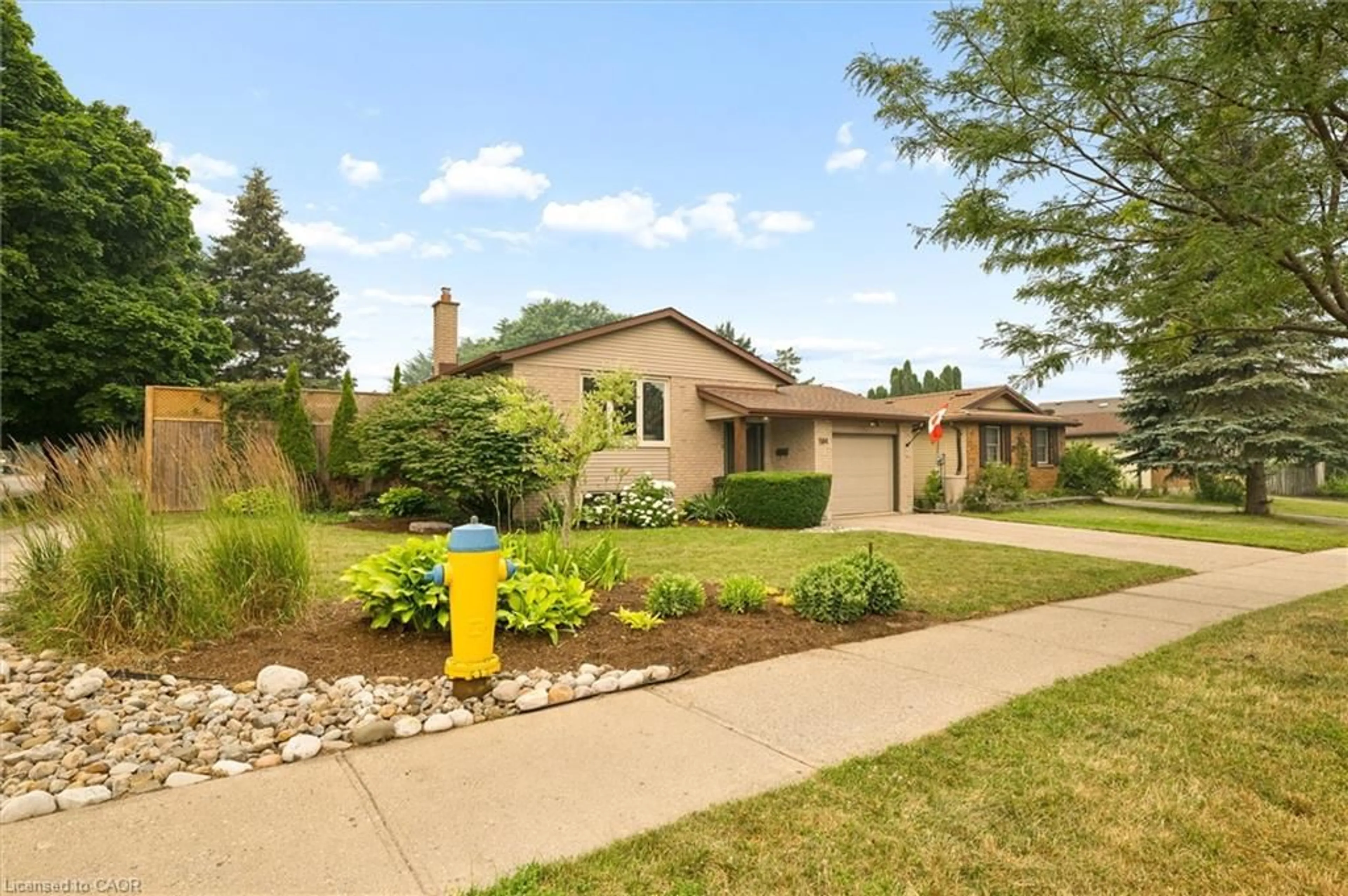 Home with brick exterior material, street for 584 Westvale Dr, Waterloo Ontario N2T 1K2