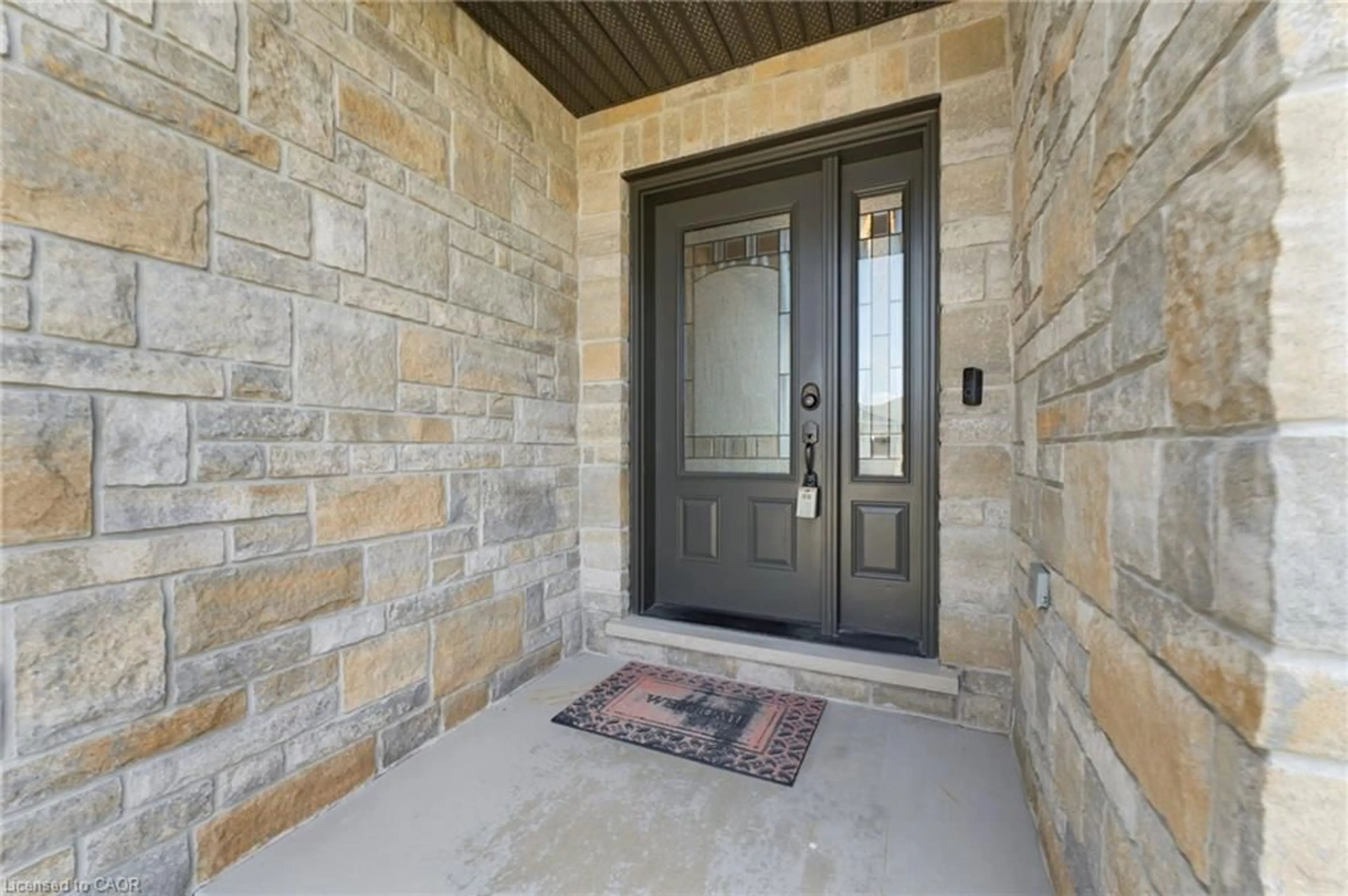 Indoor entryway for 200 Krotz St, Listowel Ontario N4W 0E1