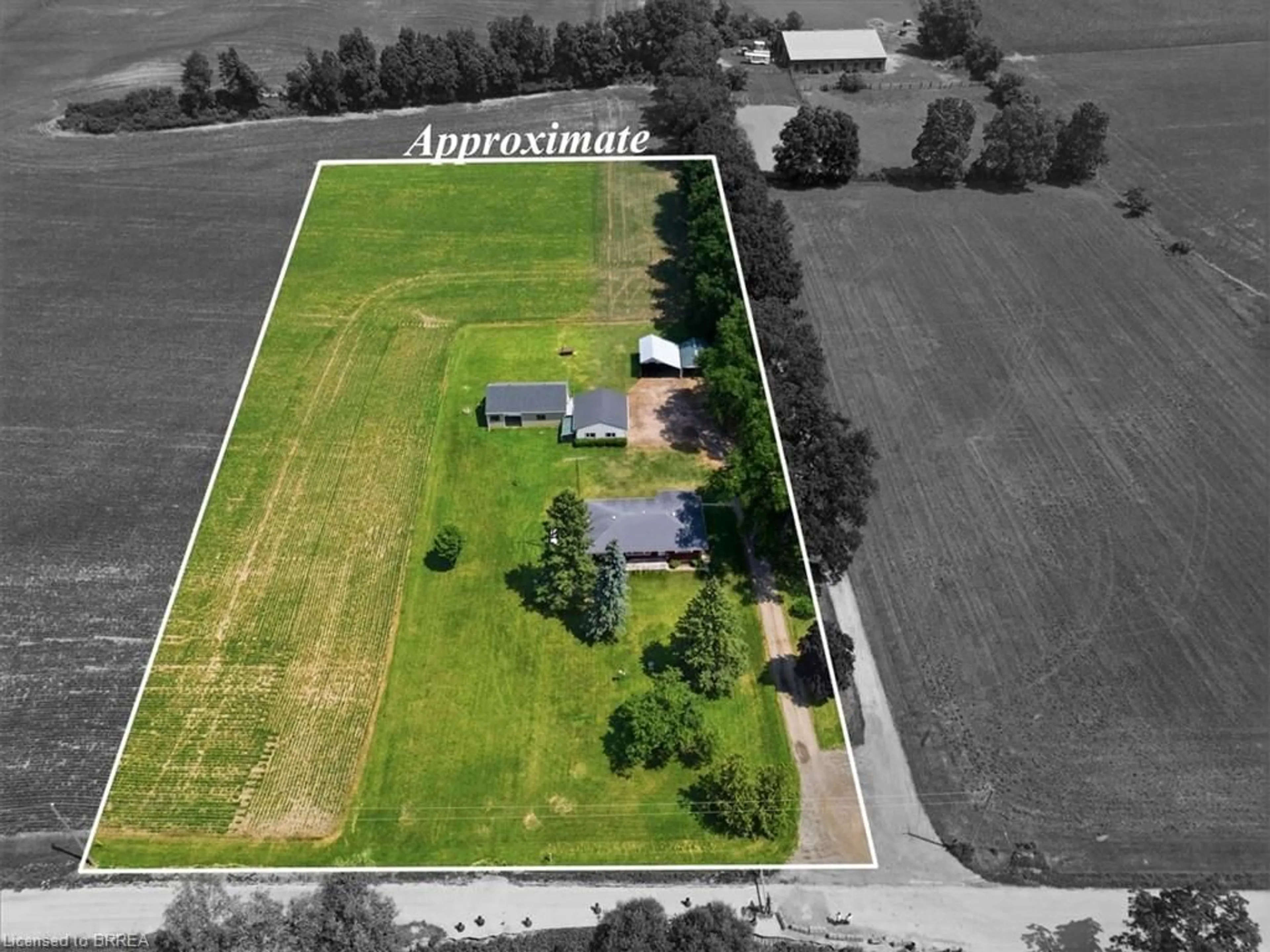 A pic from outside/outdoor area/front of a property/back of a property/a pic from drone, unknown for 82 Salt Springs Church Rd, Brantford Ontario N3T 5L9
