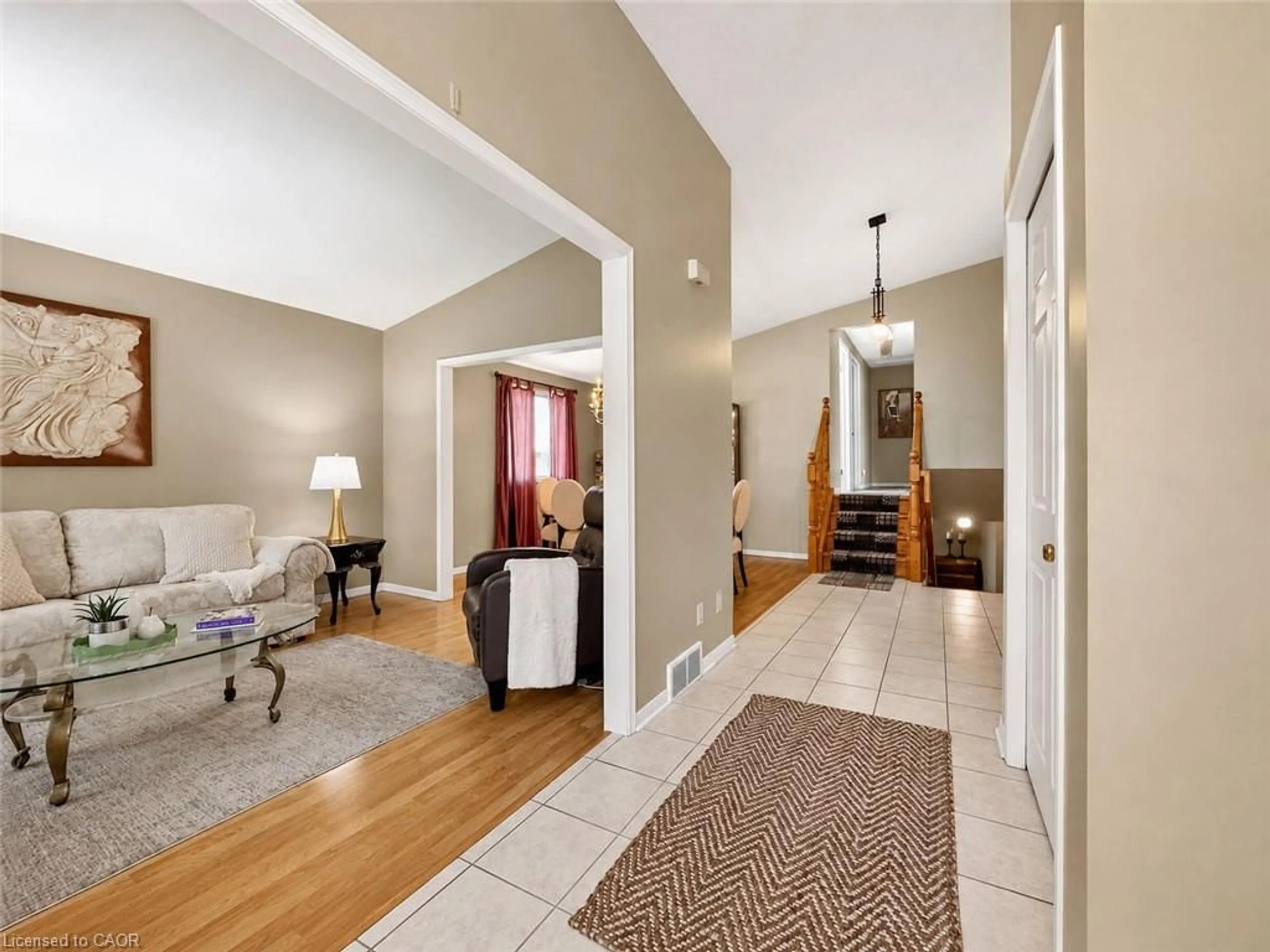 Indoor entryway for 6 Lanark Cres, Kitchener Ontario N2N 2R1