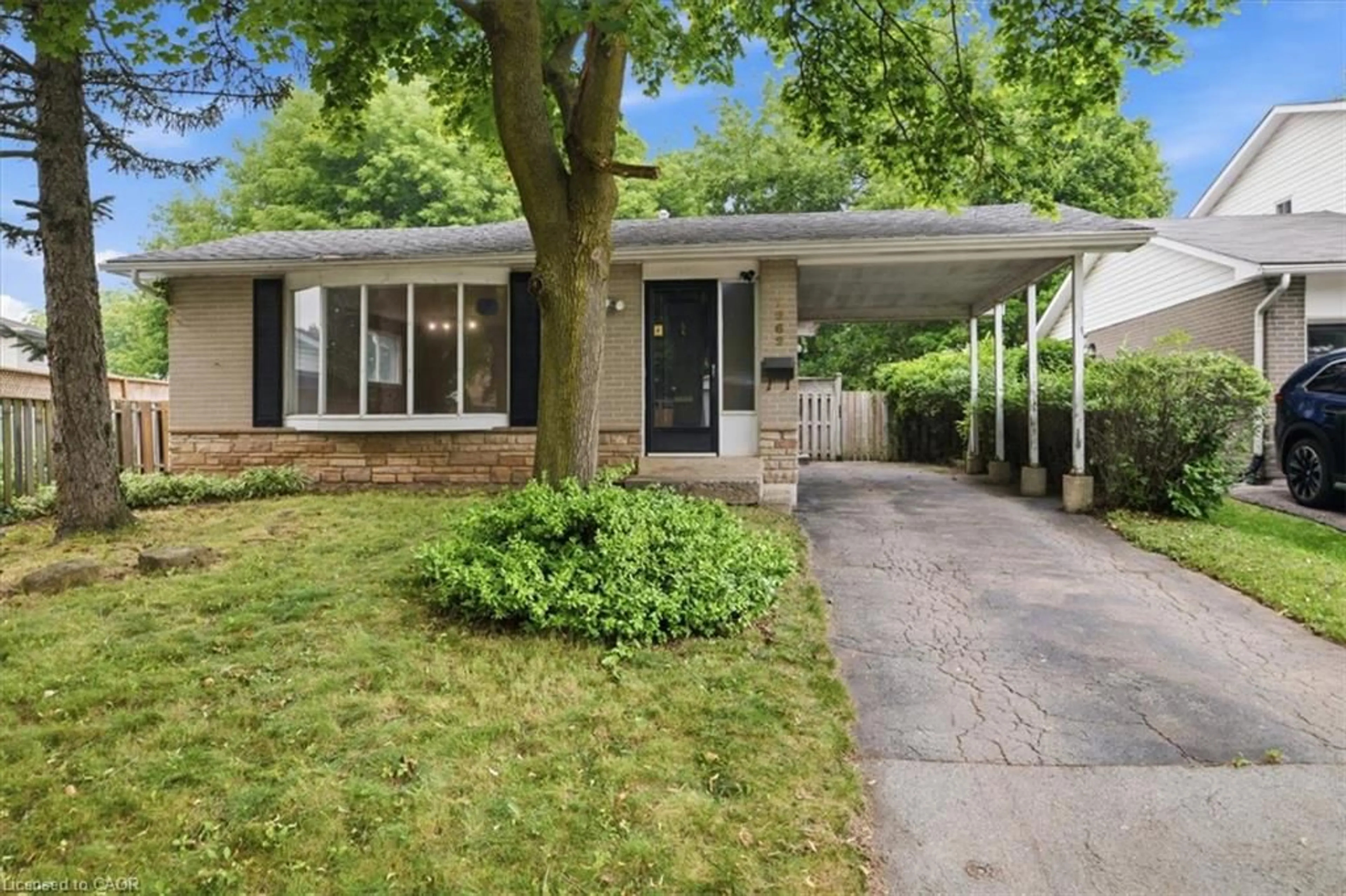 Home with brick exterior material, street for 1262 Aldridge Cres, Burlington Ontario L7M 1H9