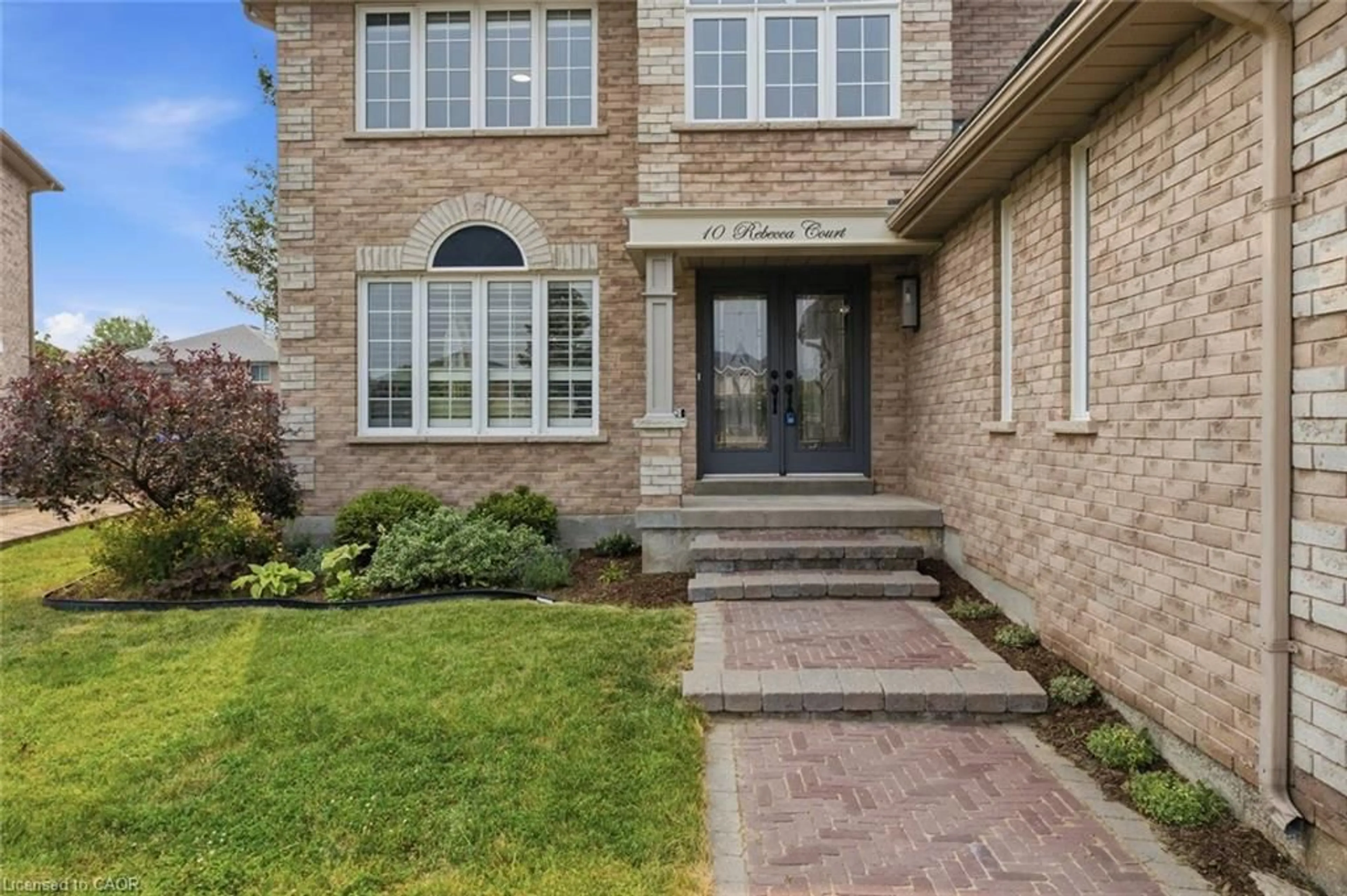 Home with brick exterior material, street for 10 Rebecca Crt, Barrie Ontario L4N 0V5