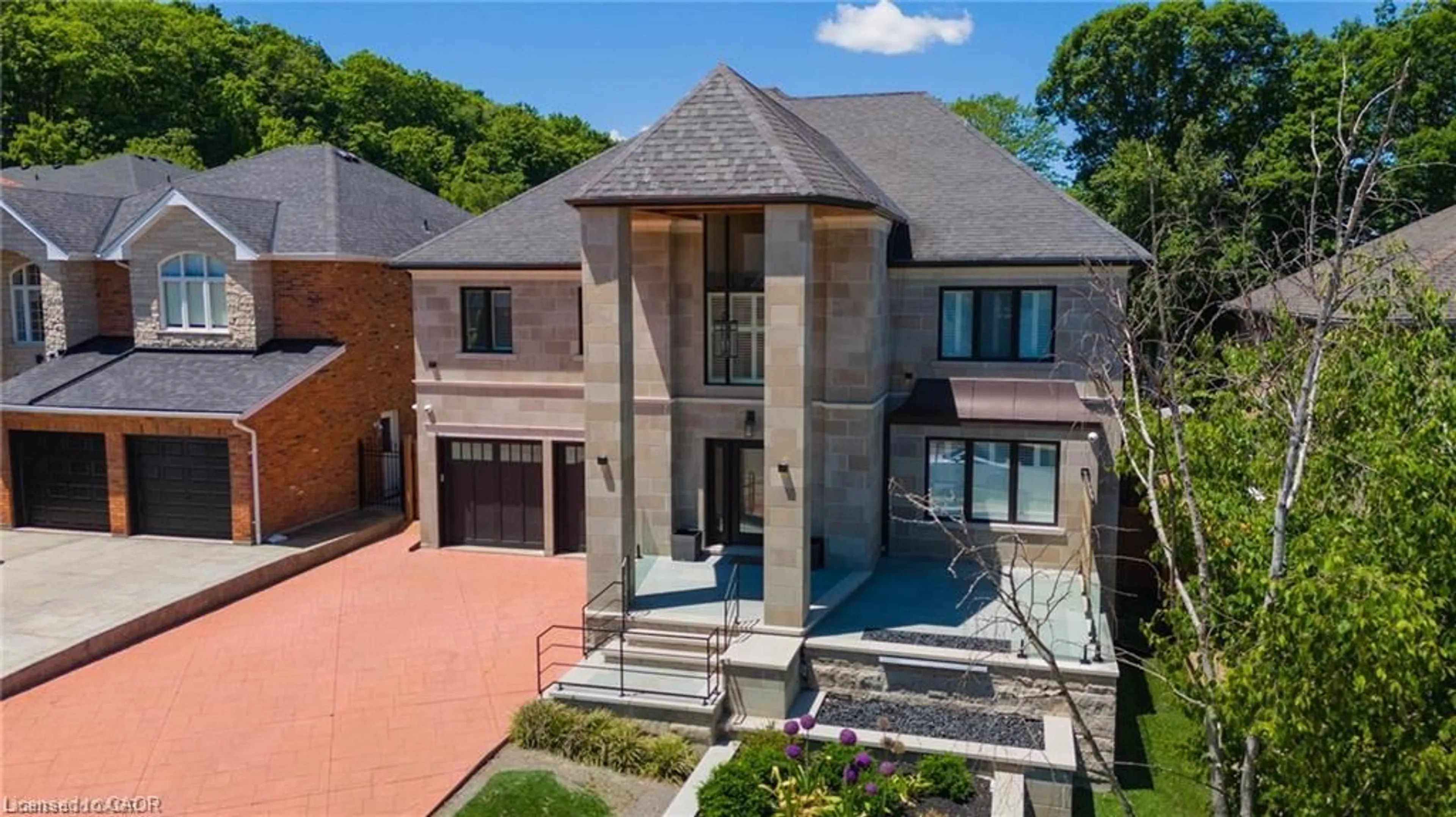 Home with brick exterior material, building for 76 Adriatic Blvd, Hamilton Ontario L8G 5C6