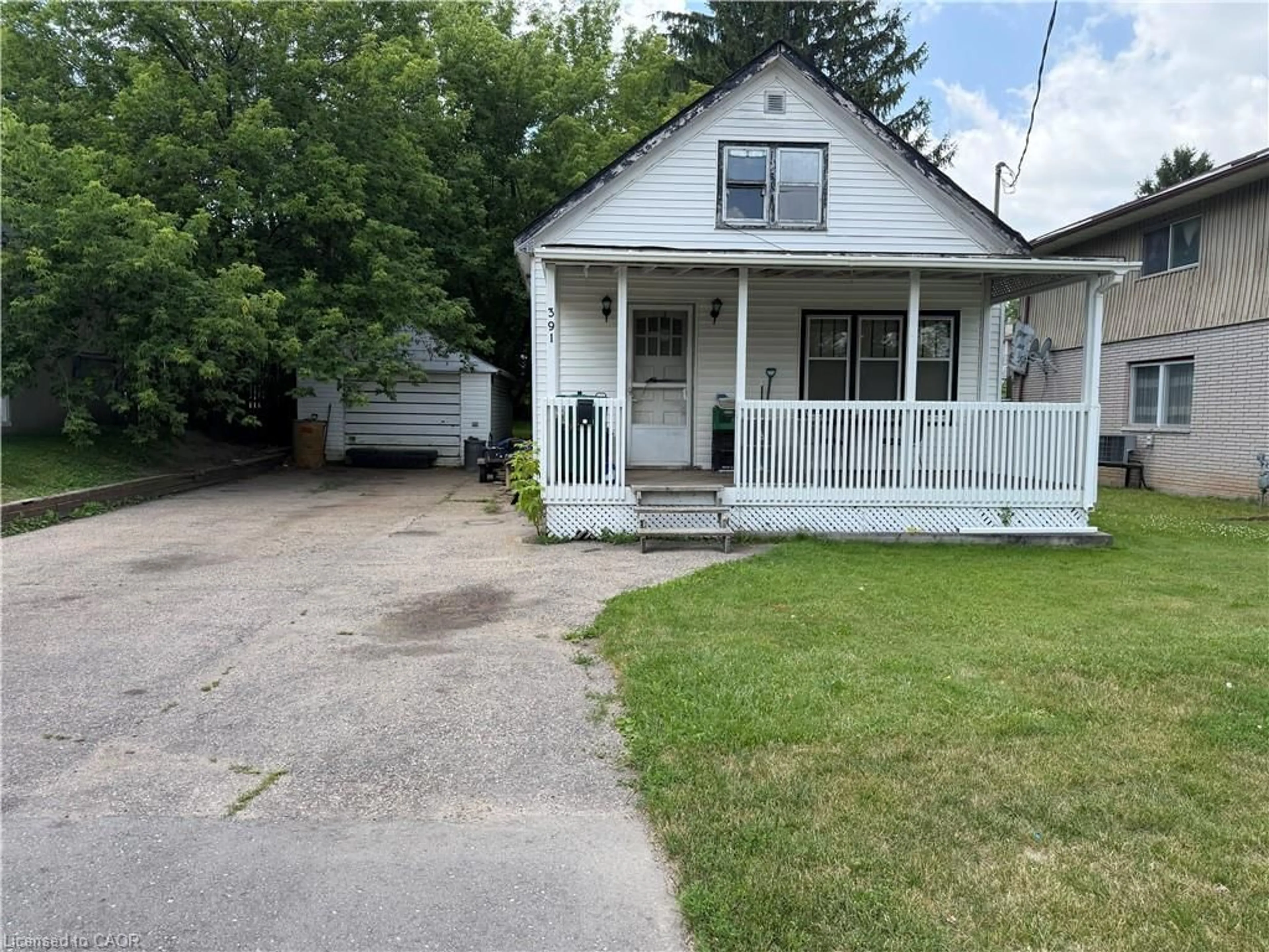 Unknown for 391 Lawrence Ave, Kitchener Ontario N2M 1Y7