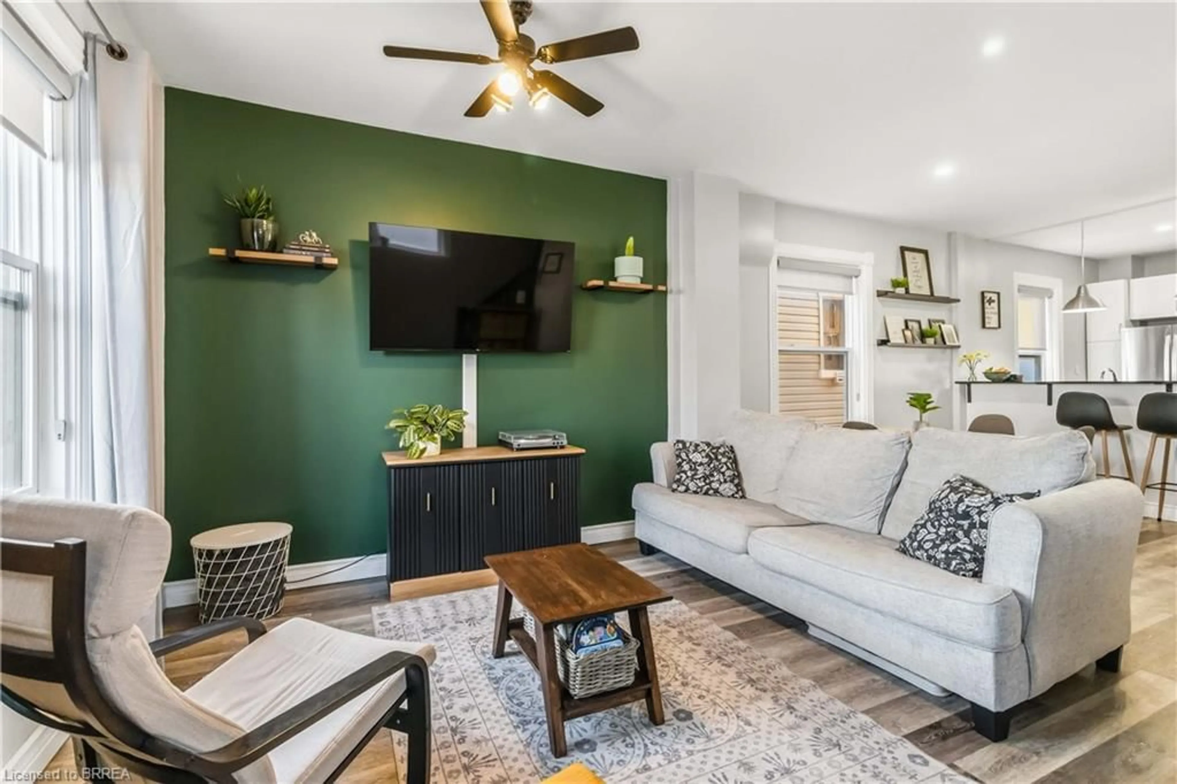 Living room with furniture, unknown for Ave, Brantford Ontario N3T 4E7
