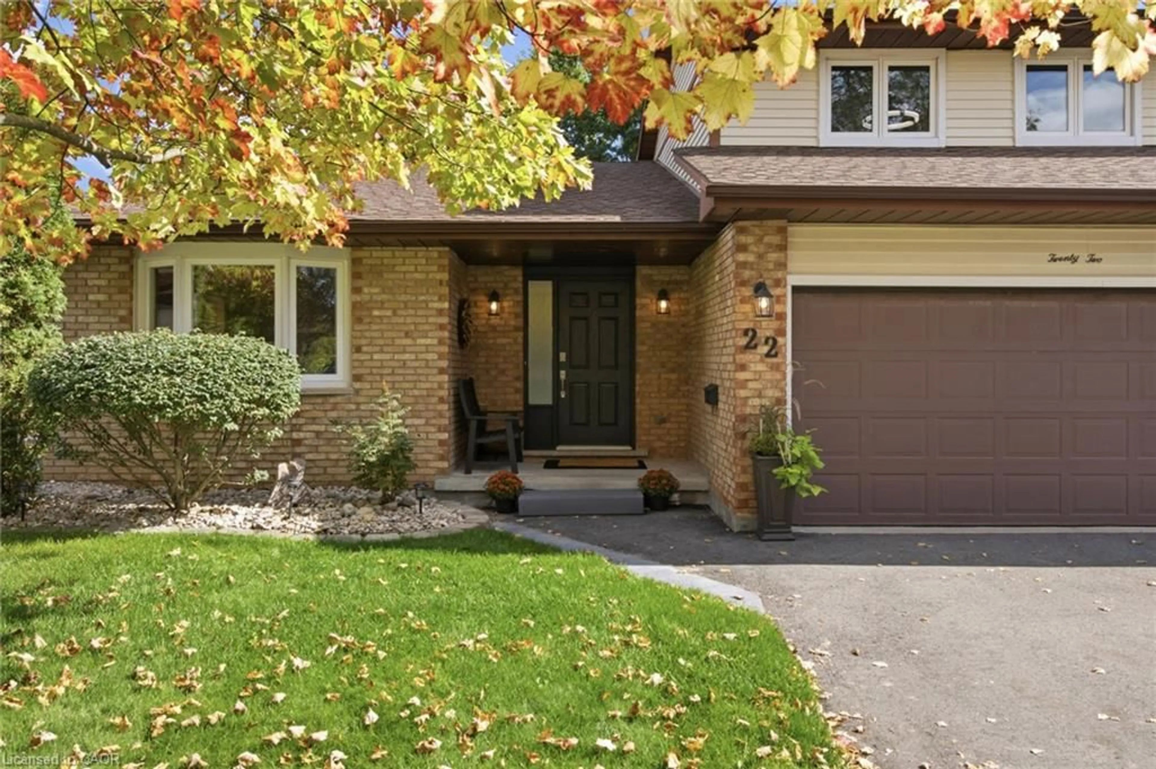 Home with brick exterior material, street for 22 Ripley Cres, Kitchener Ontario N2N 1V4