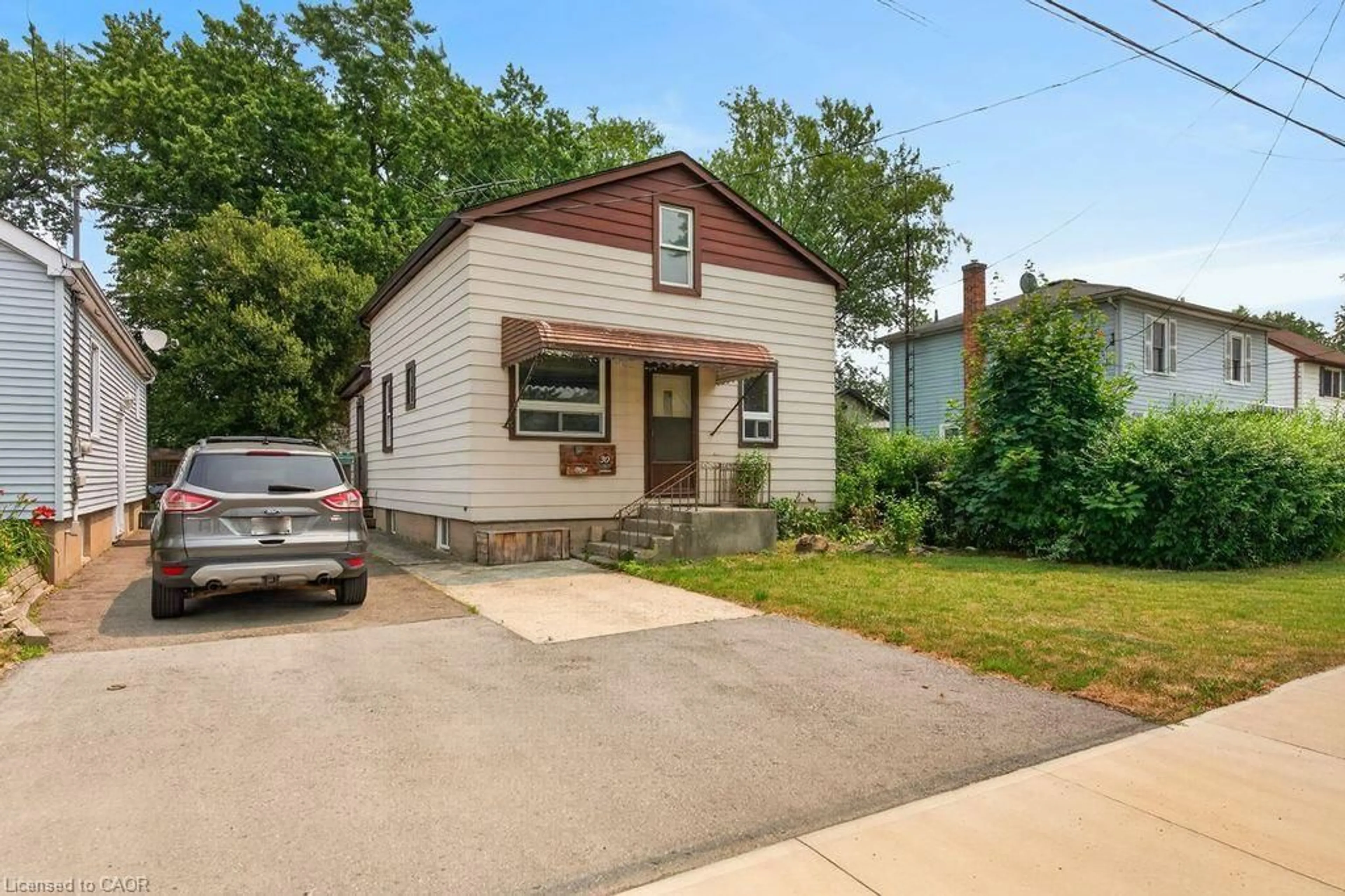 Unknown for 30 Northhaven Rd, Welland Ontario L3C 1X1