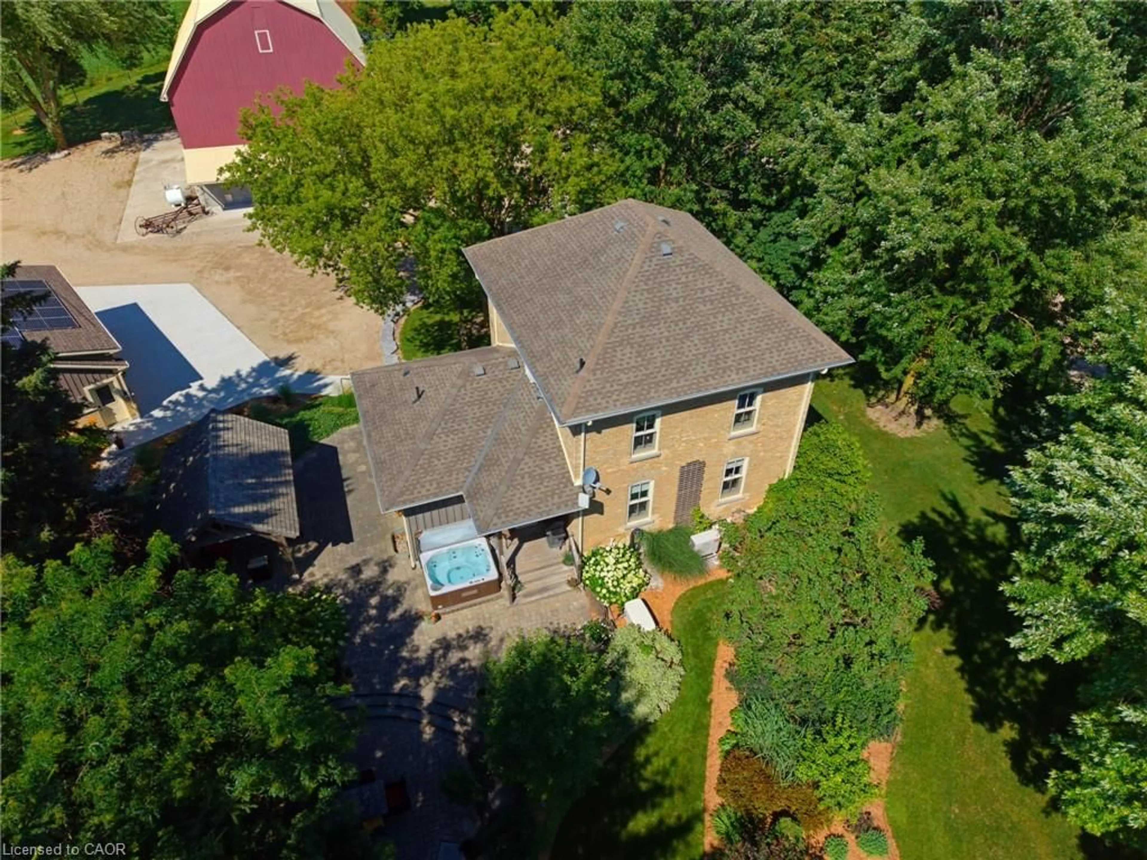 A pic from outside/outdoor area/front of a property/back of a property/a pic from drone, unknown for 8430 Road 146, Listowel Ontario N4G 3G8